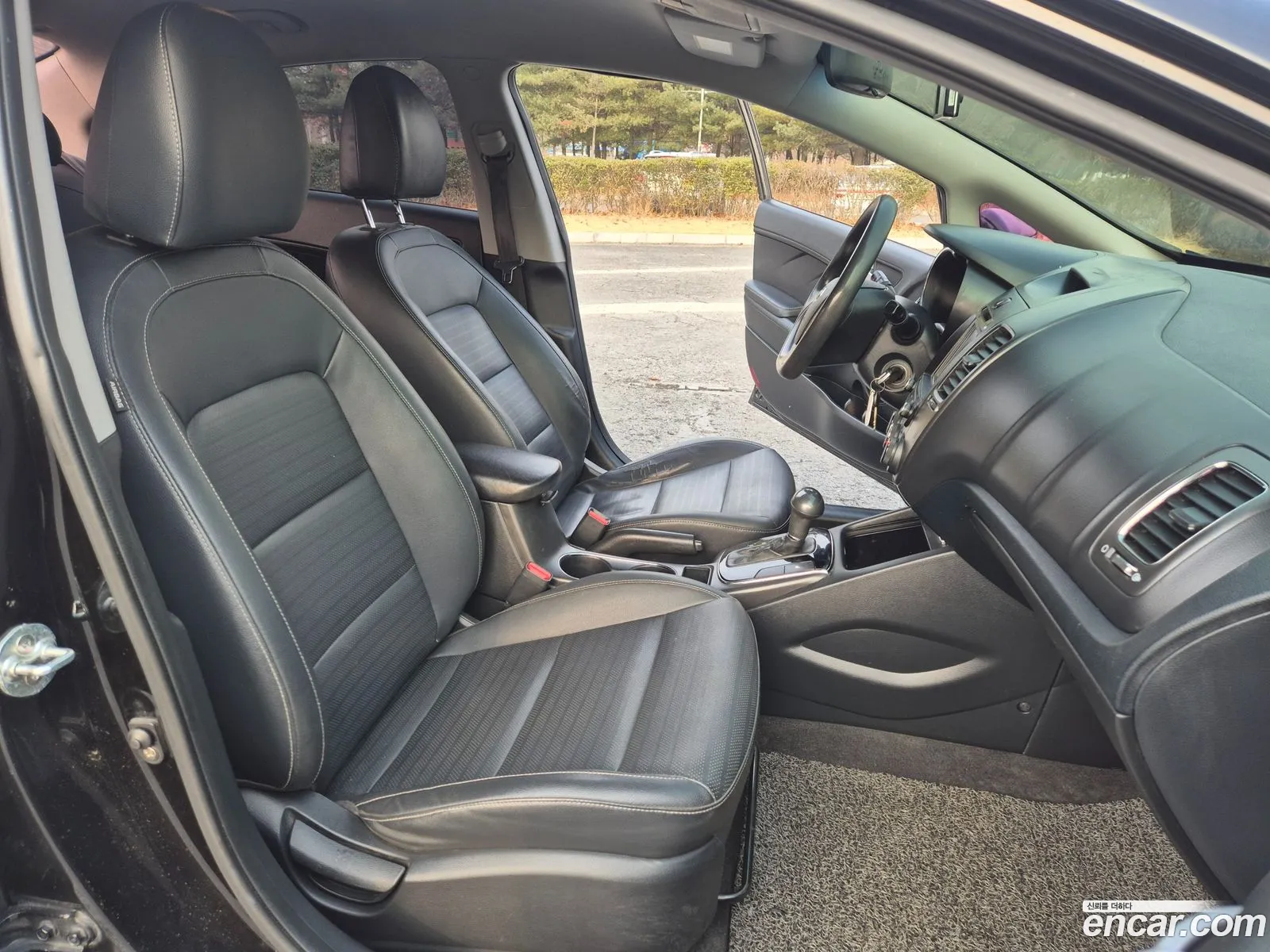 Kia K3 2016 — 11