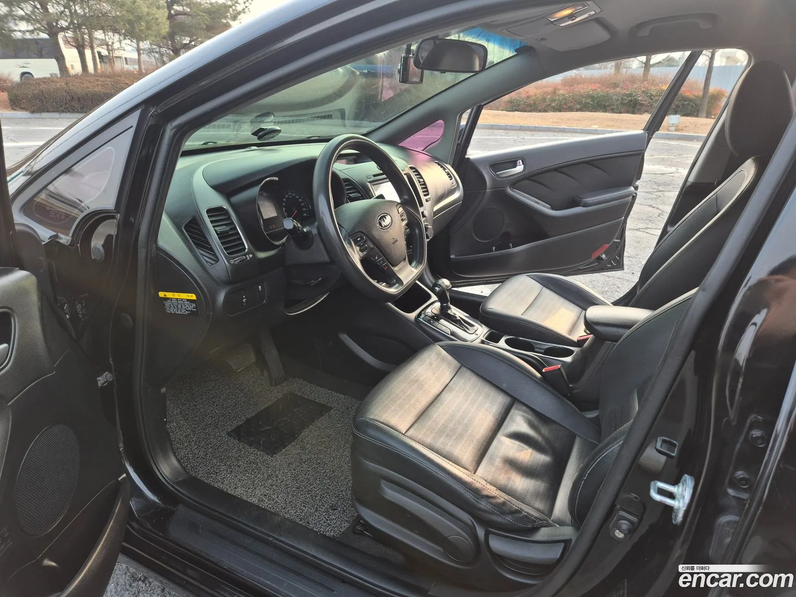 Kia K3 2016 — 10