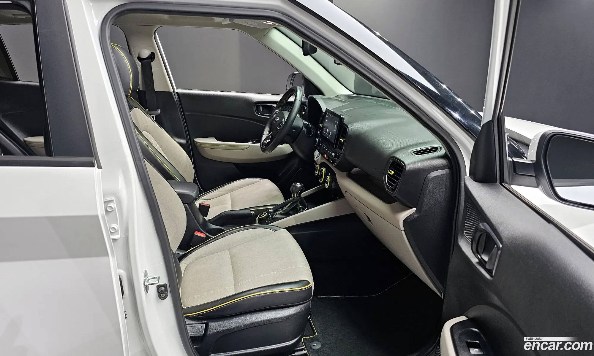 Hyundai Venue 2019 — 13