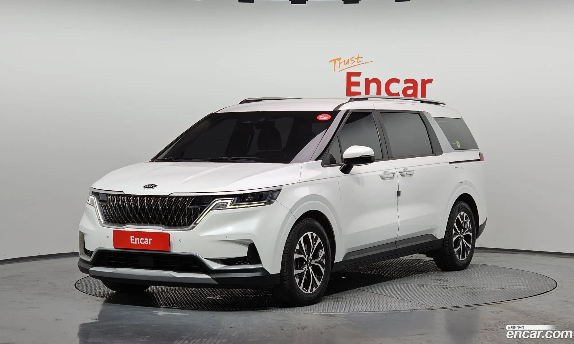 Kia Carnival 2021 — 13