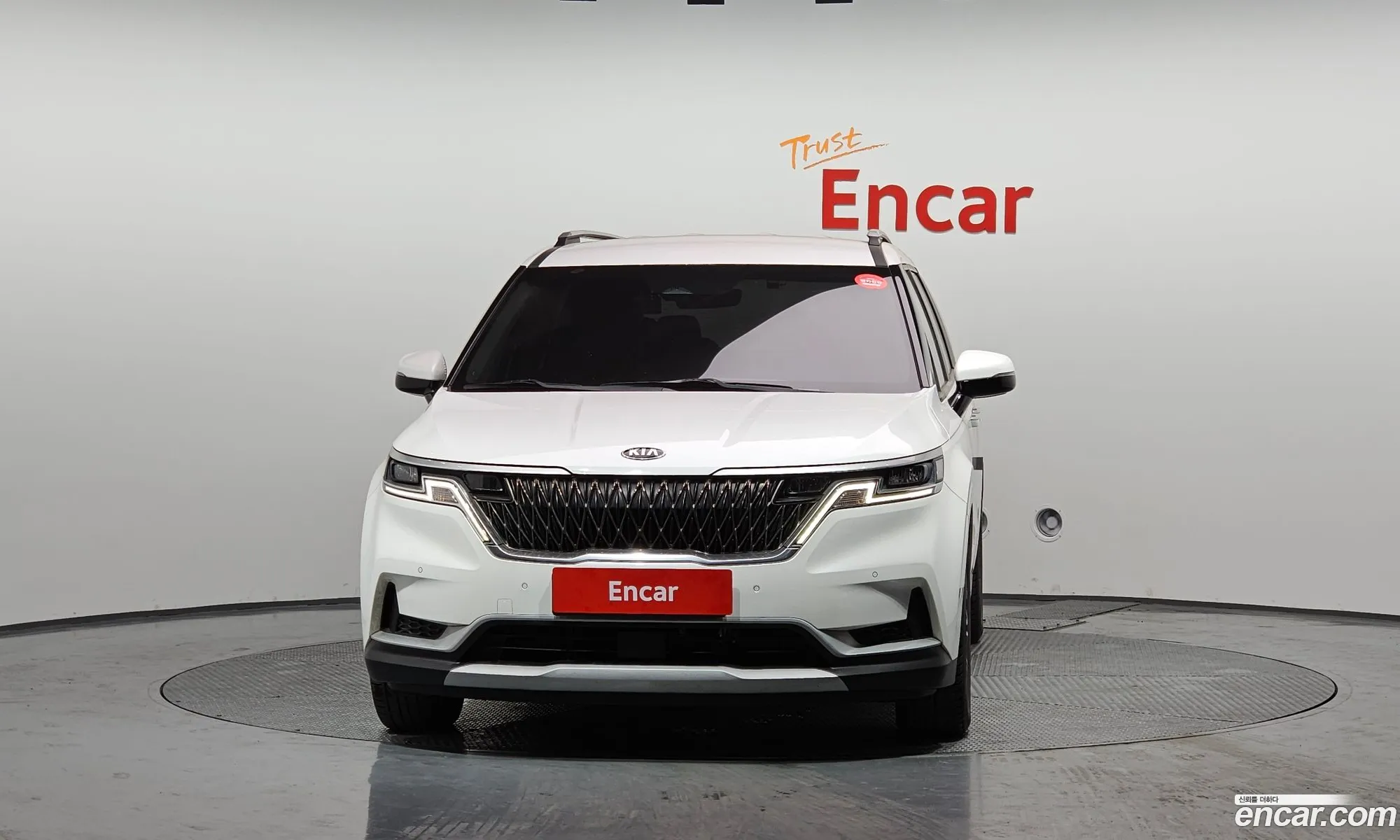 Kia Carnival 2021 — 8