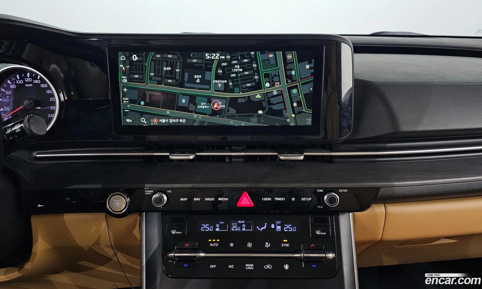 Kia Carnival 2021 — 15