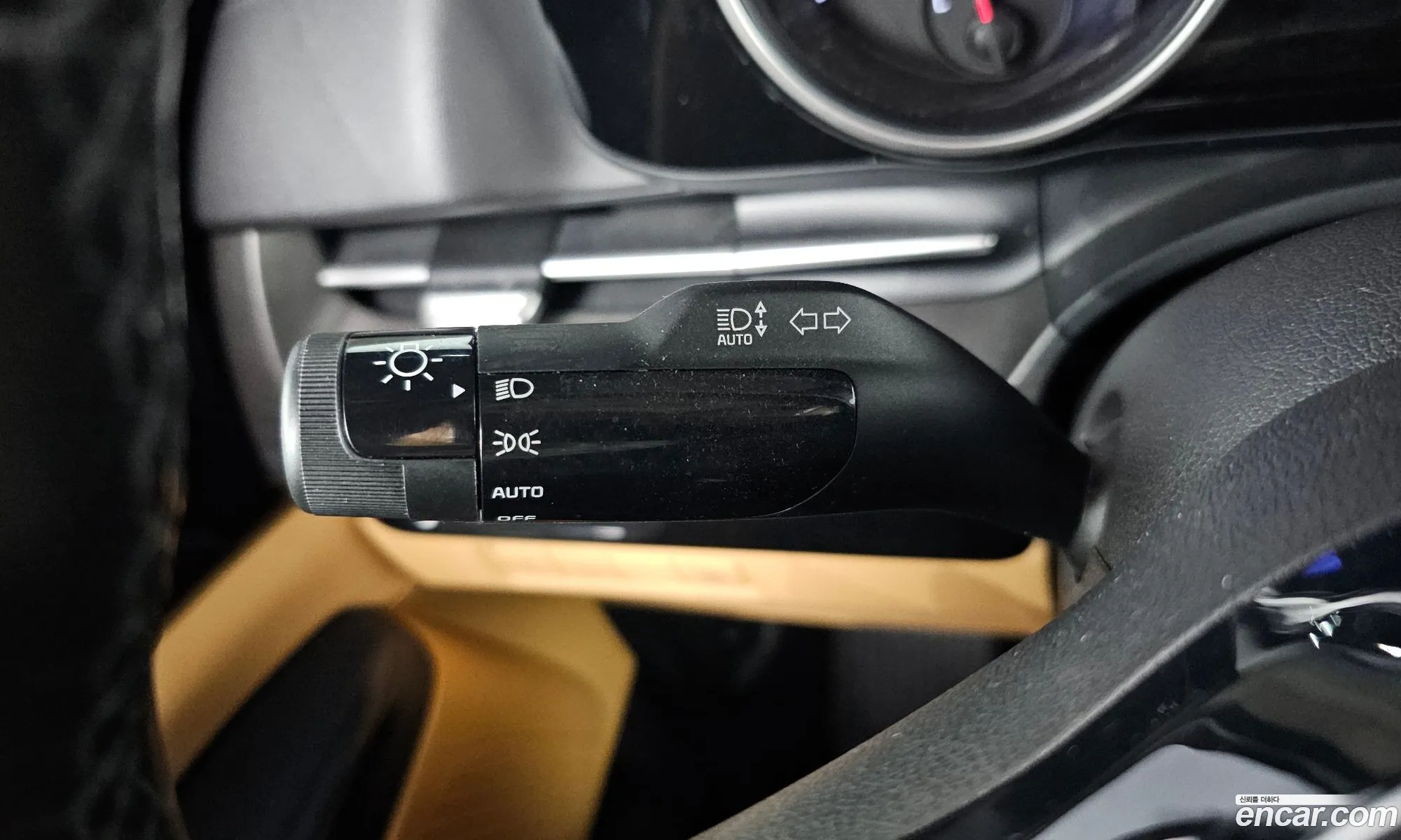 Kia Carnival 2021 — 12