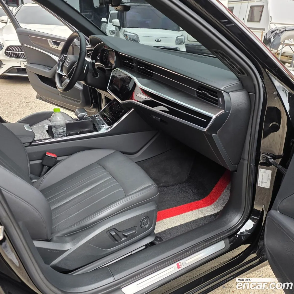 Audi A6 2023 — 12