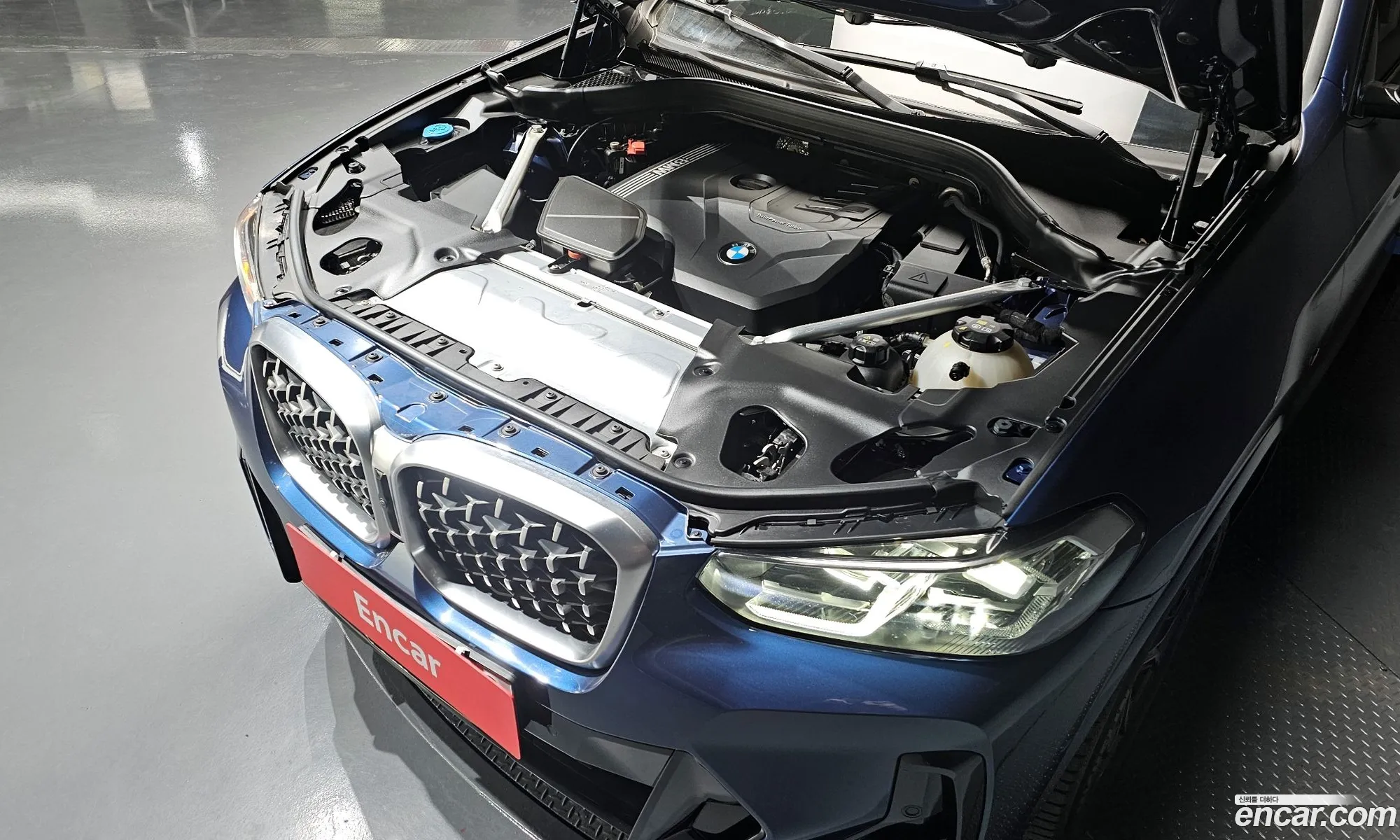 BMW X4 2023 — 2