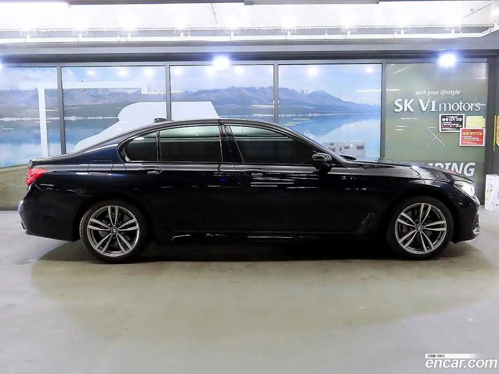 BMW 7 Series 2018 — 11