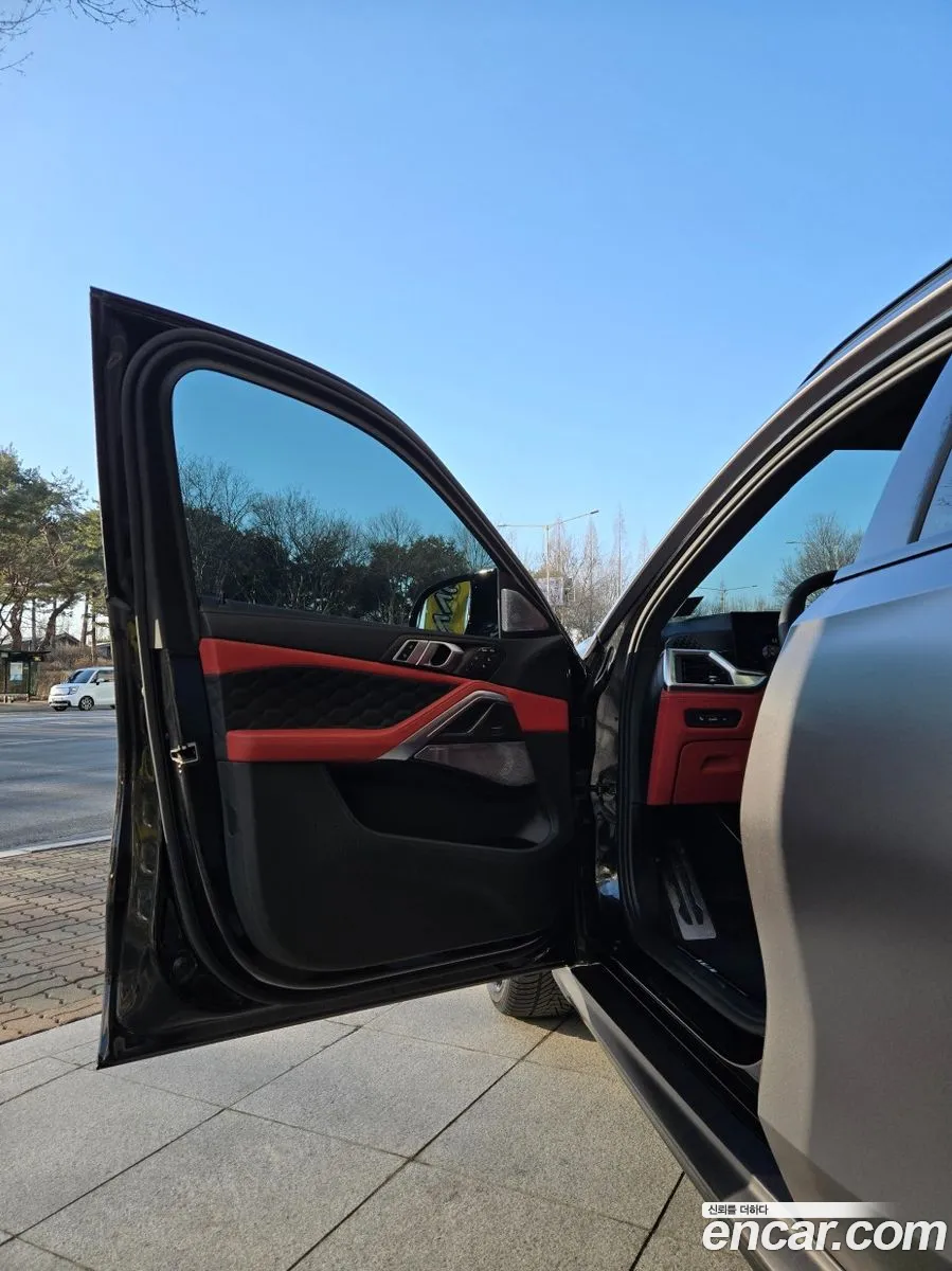 BMW X6 M 2024 — 11