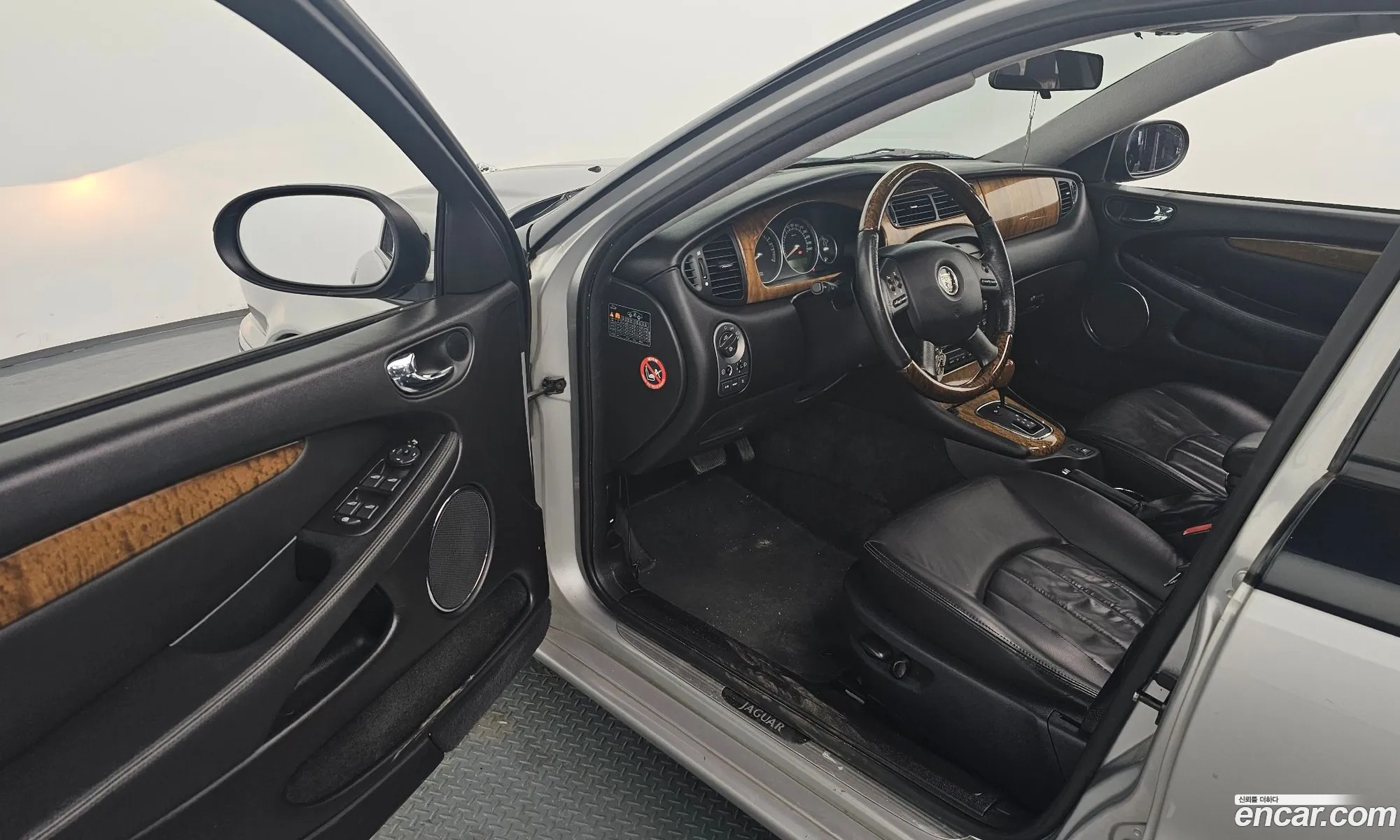 Jaguar X-Type 2006 SAJAE51P96YE83873 — 12