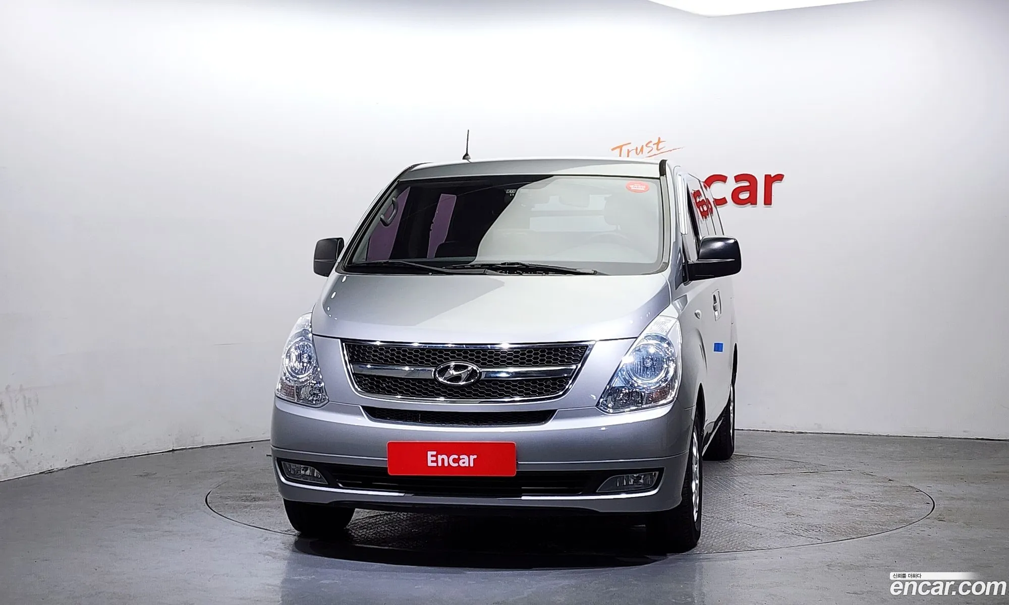 Hyundai Grand Starex 2014 — 2