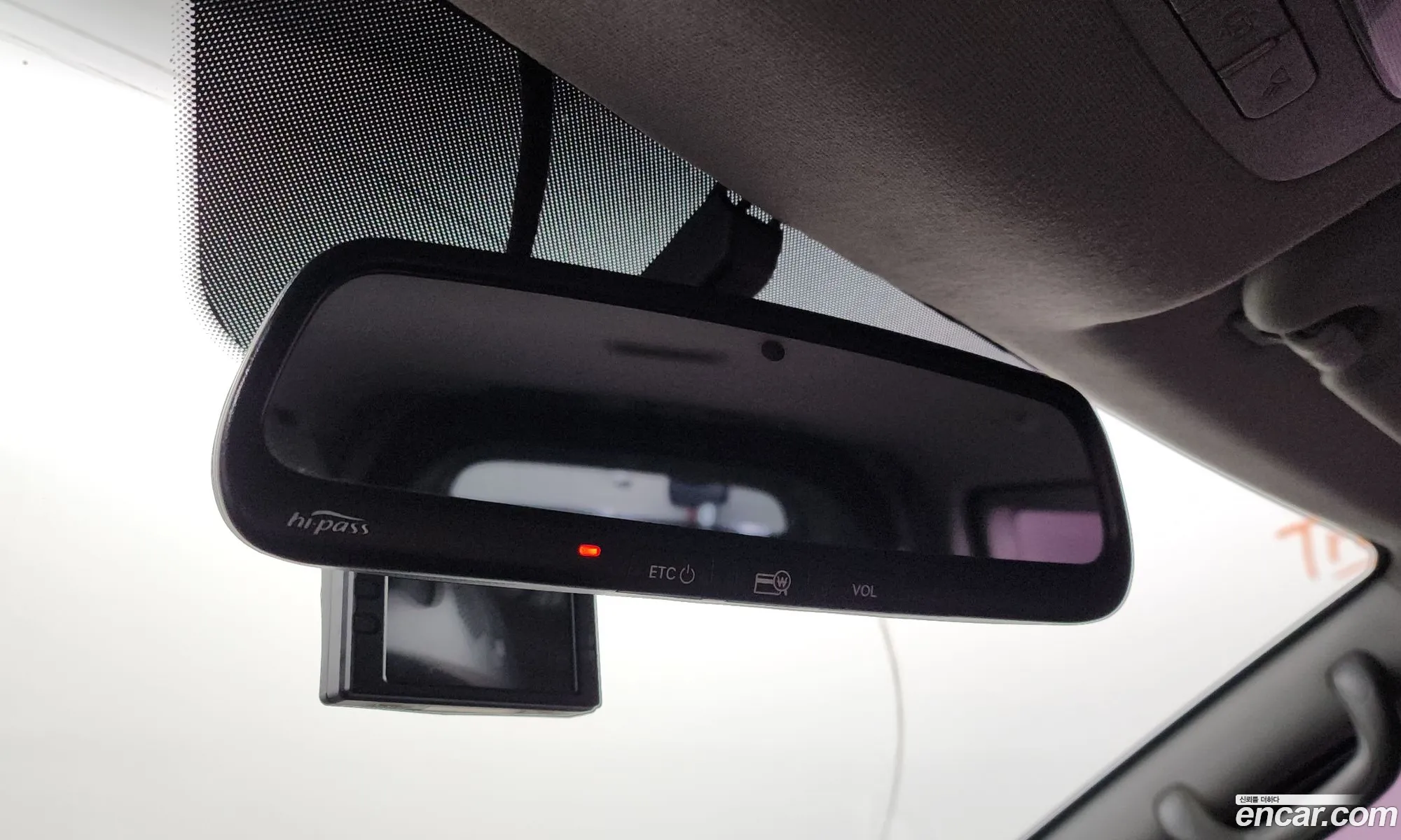 Hyundai Grand Starex 2014 — 17
