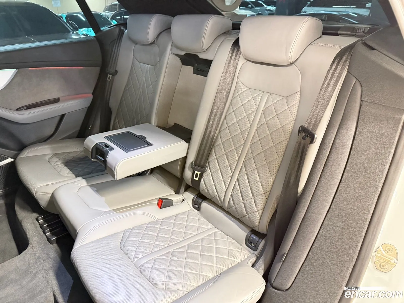 Audi Q8 2022 — 15