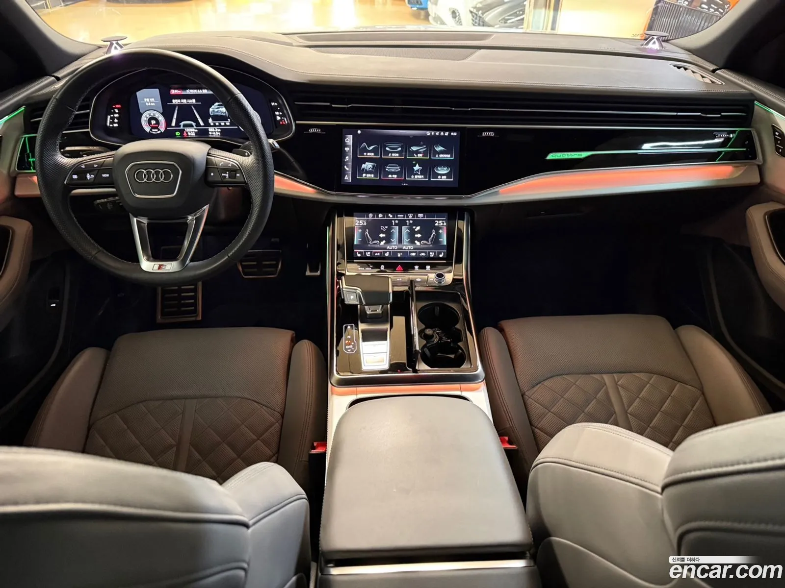 Audi Q8 2022 — 18