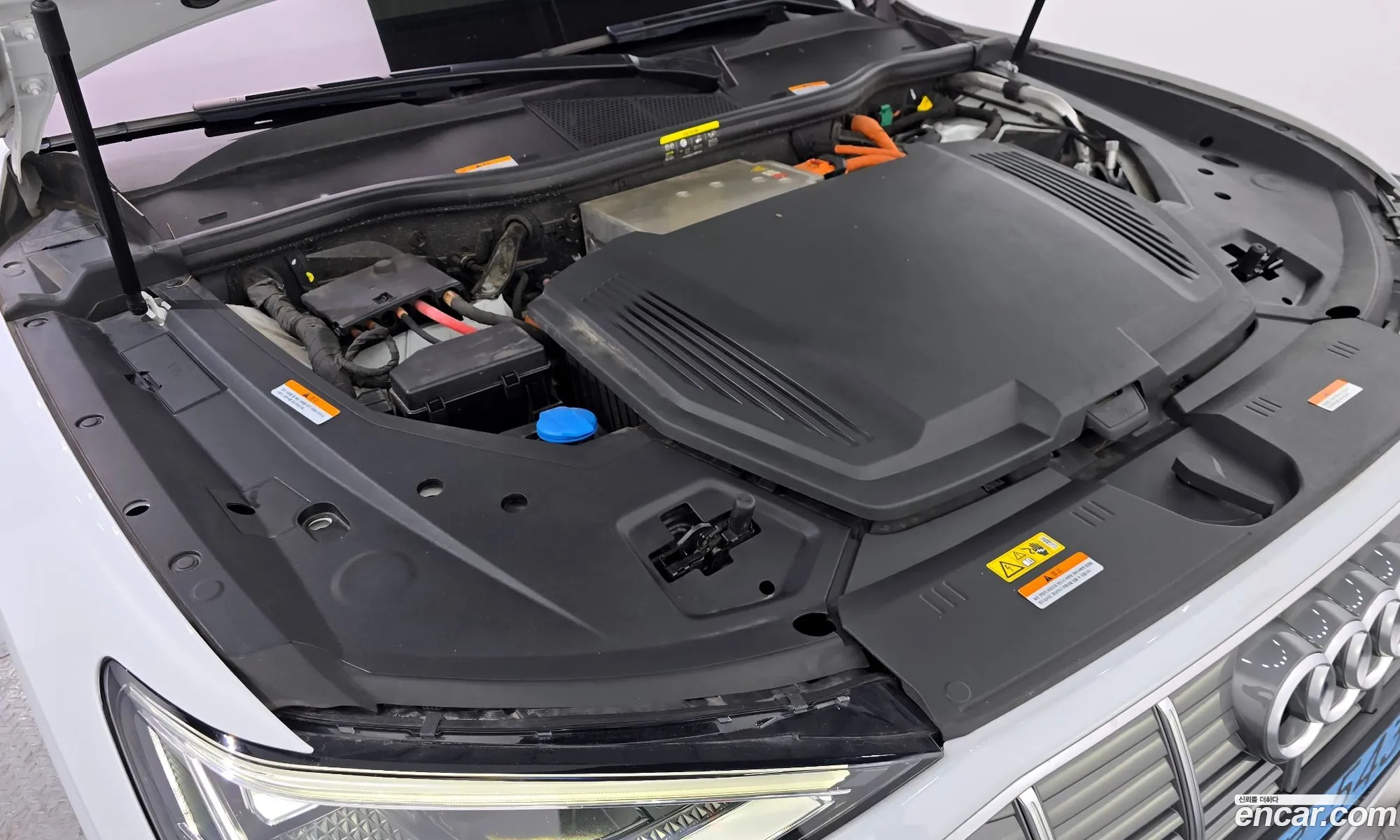 Audi e-tron 2021 WAUZZZGE8MB044077 — 15