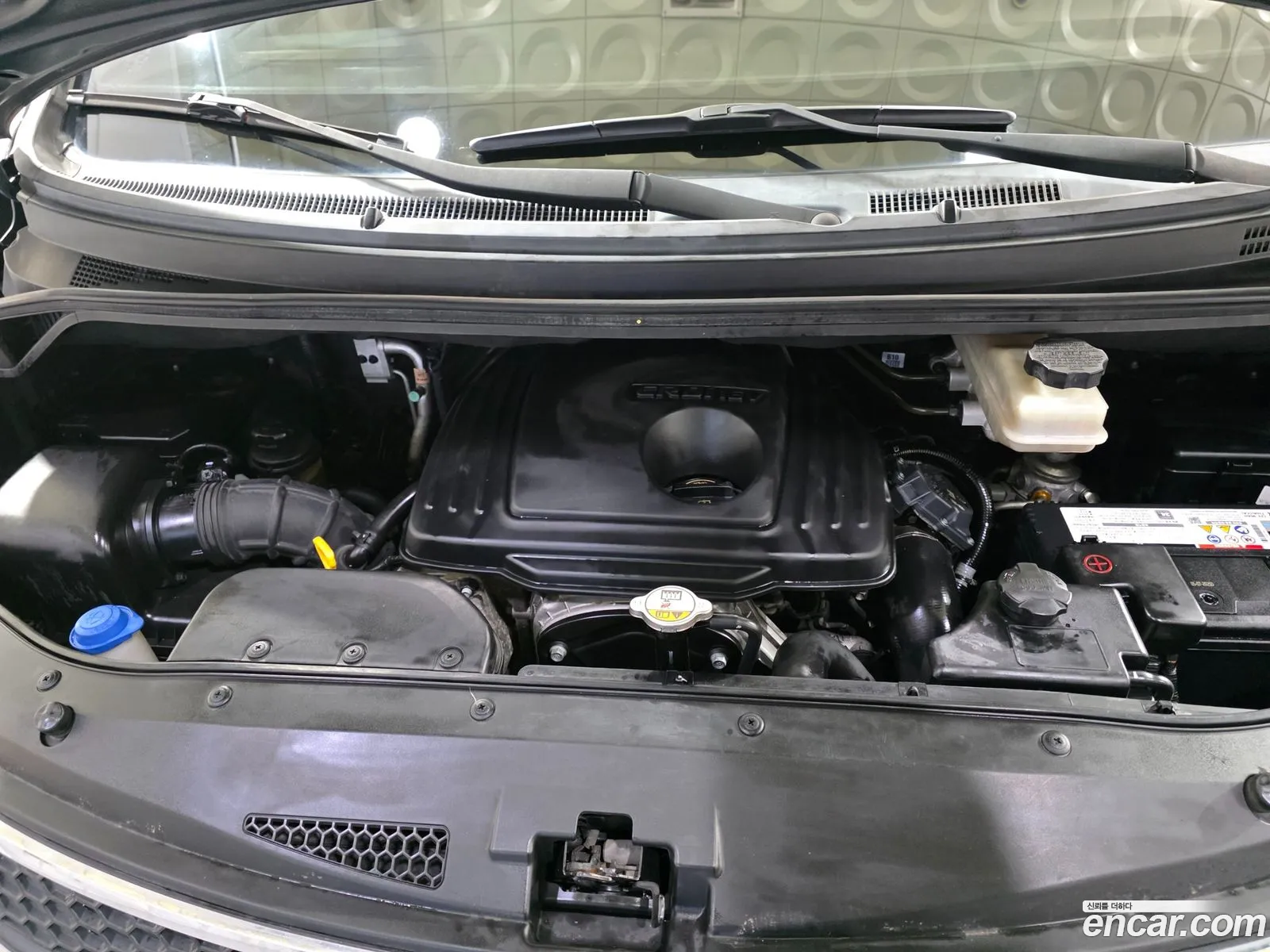 Hyundai Grand Starex 2014 — 16