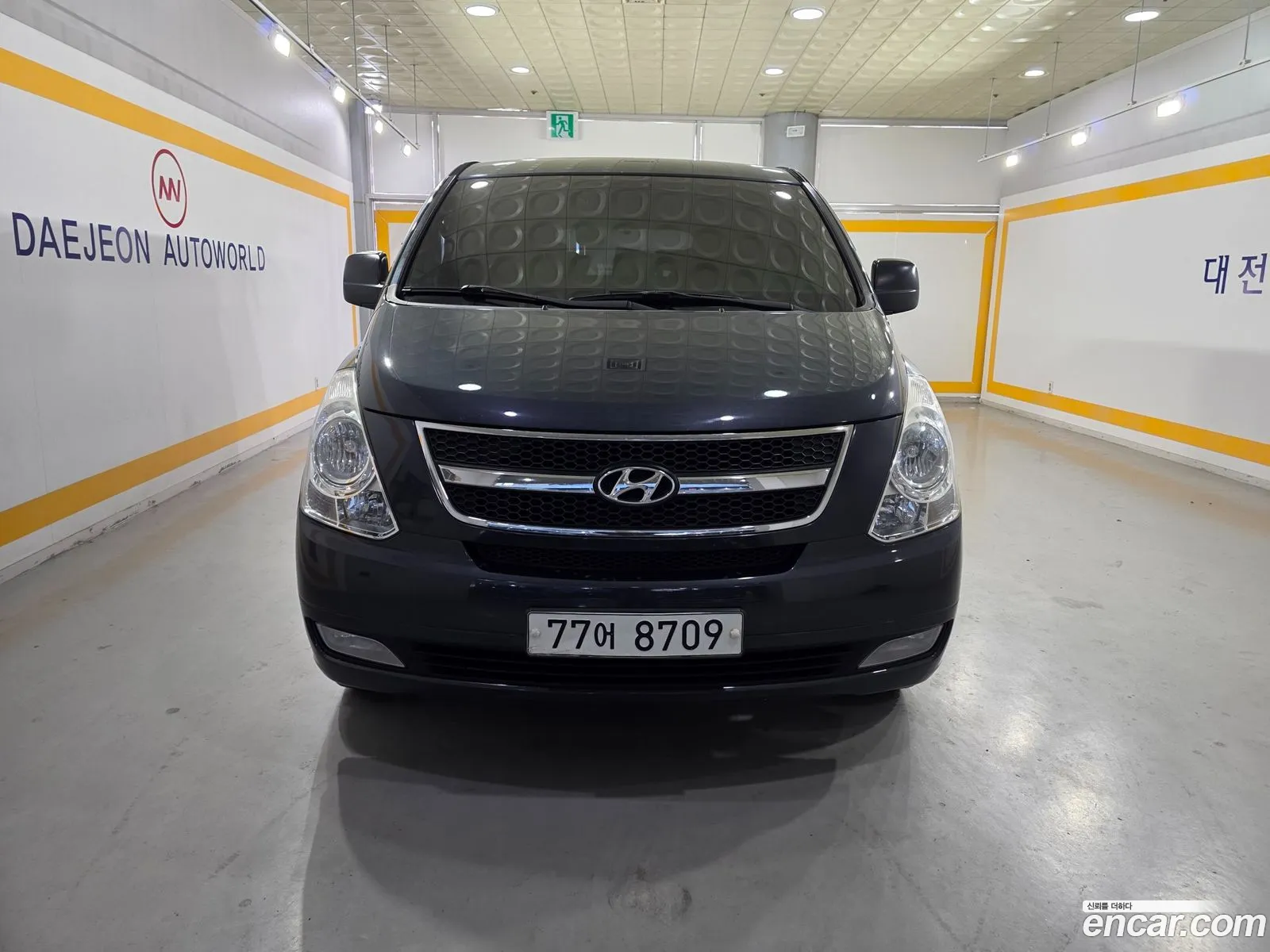 Hyundai Grand Starex 2014 — 18