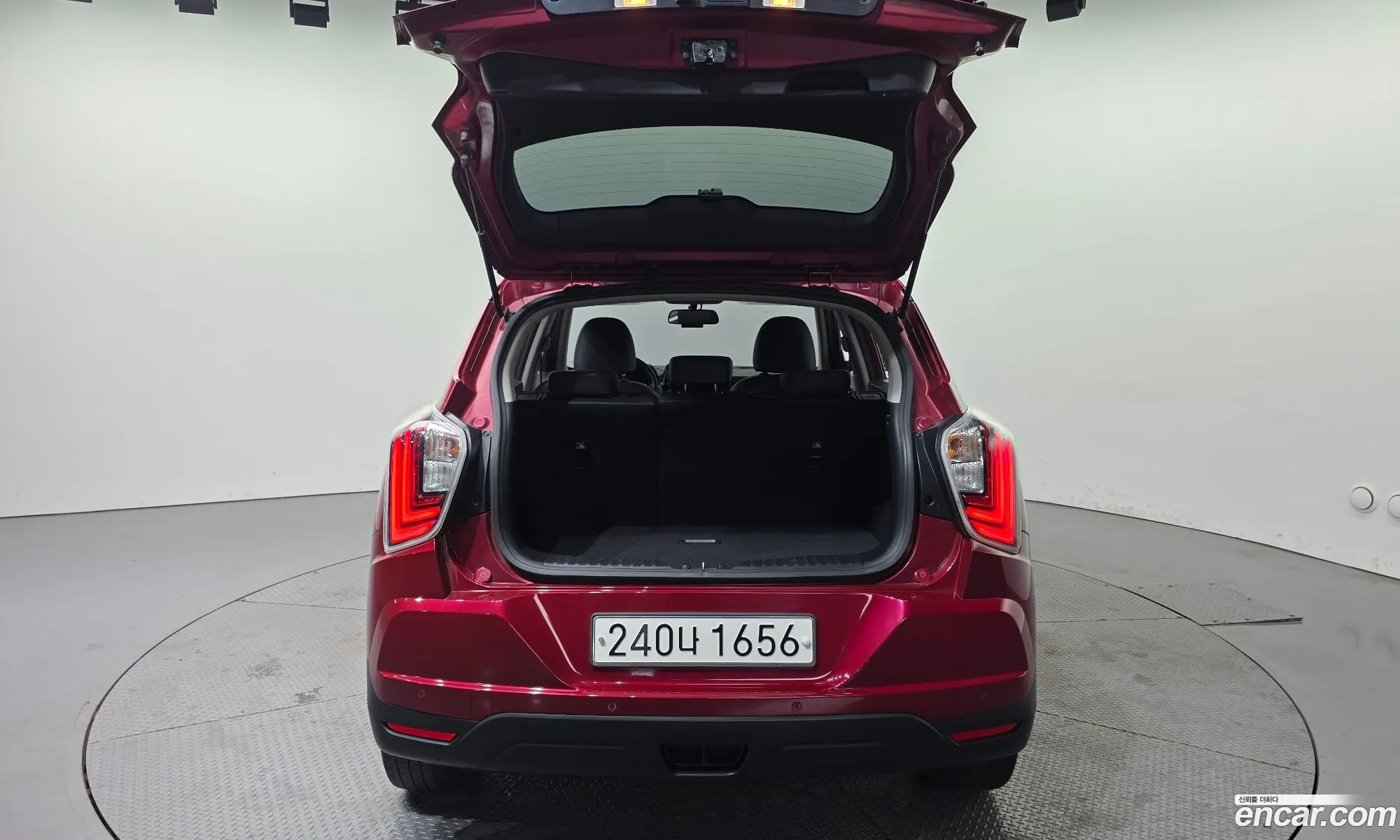 KG Mobility (SsangYong) Tivoli 2019 — 18