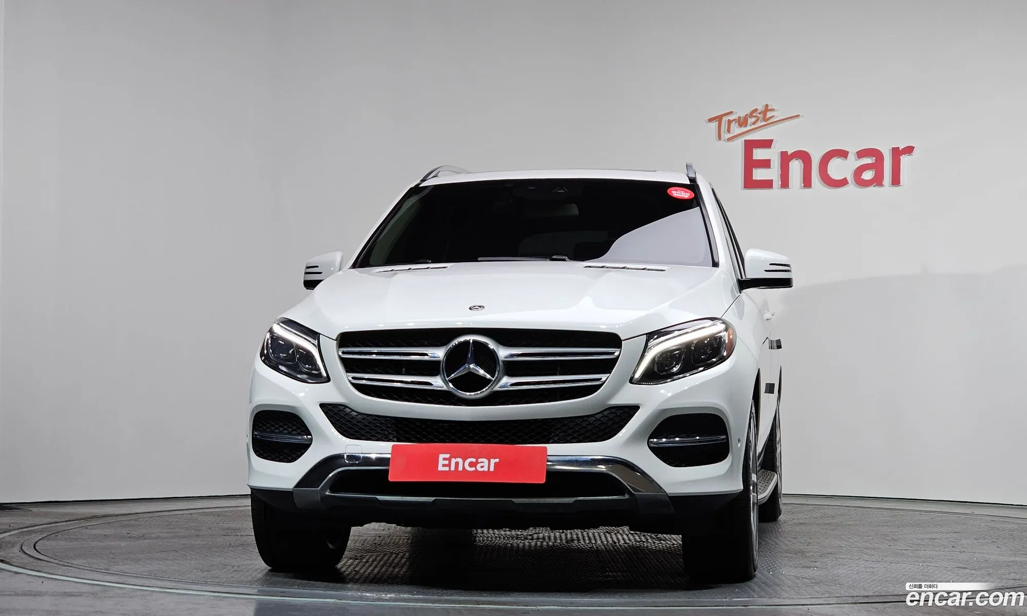 Mercedes-Benz GLE-Class W166 2018 — 15