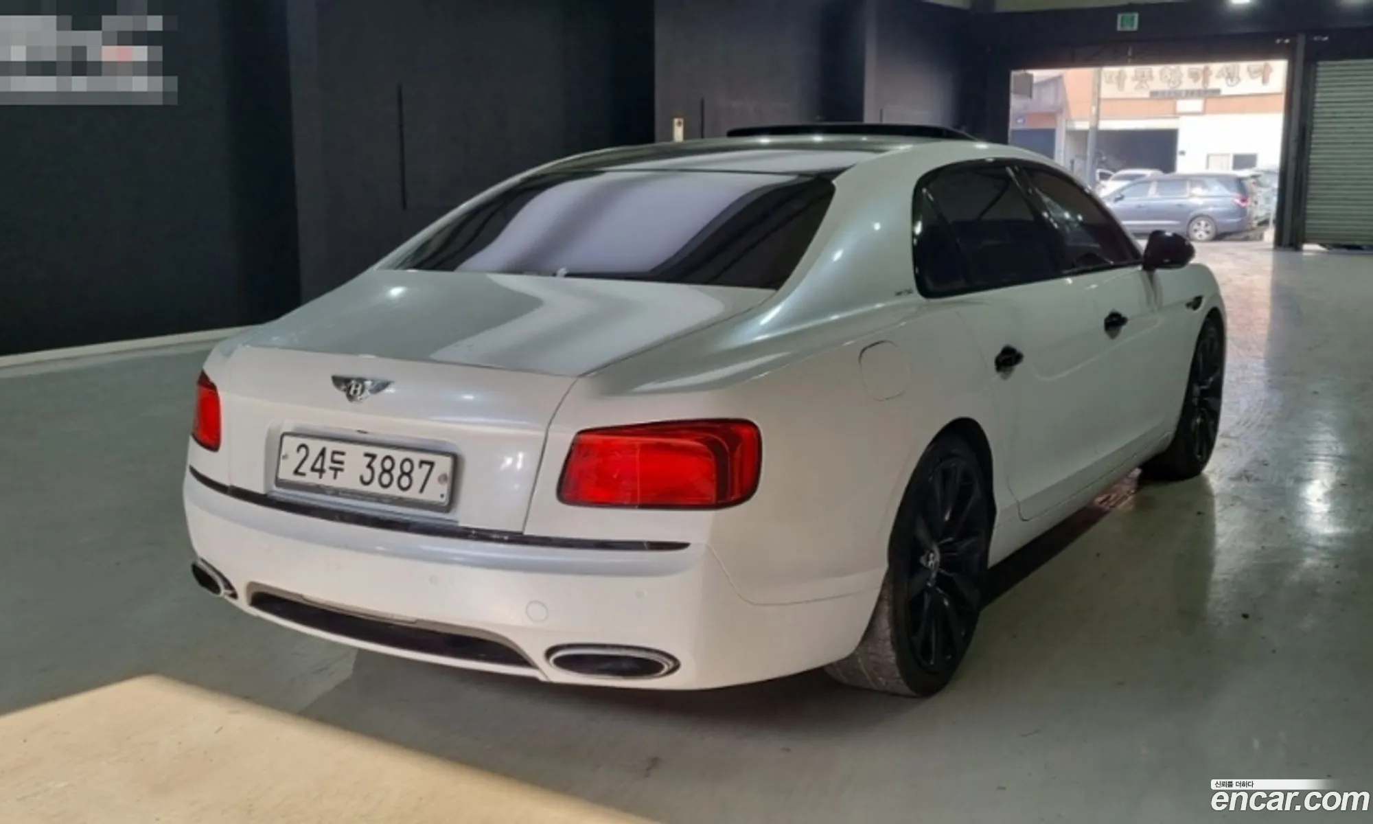 Bentley Flying Spur 2014 — 9