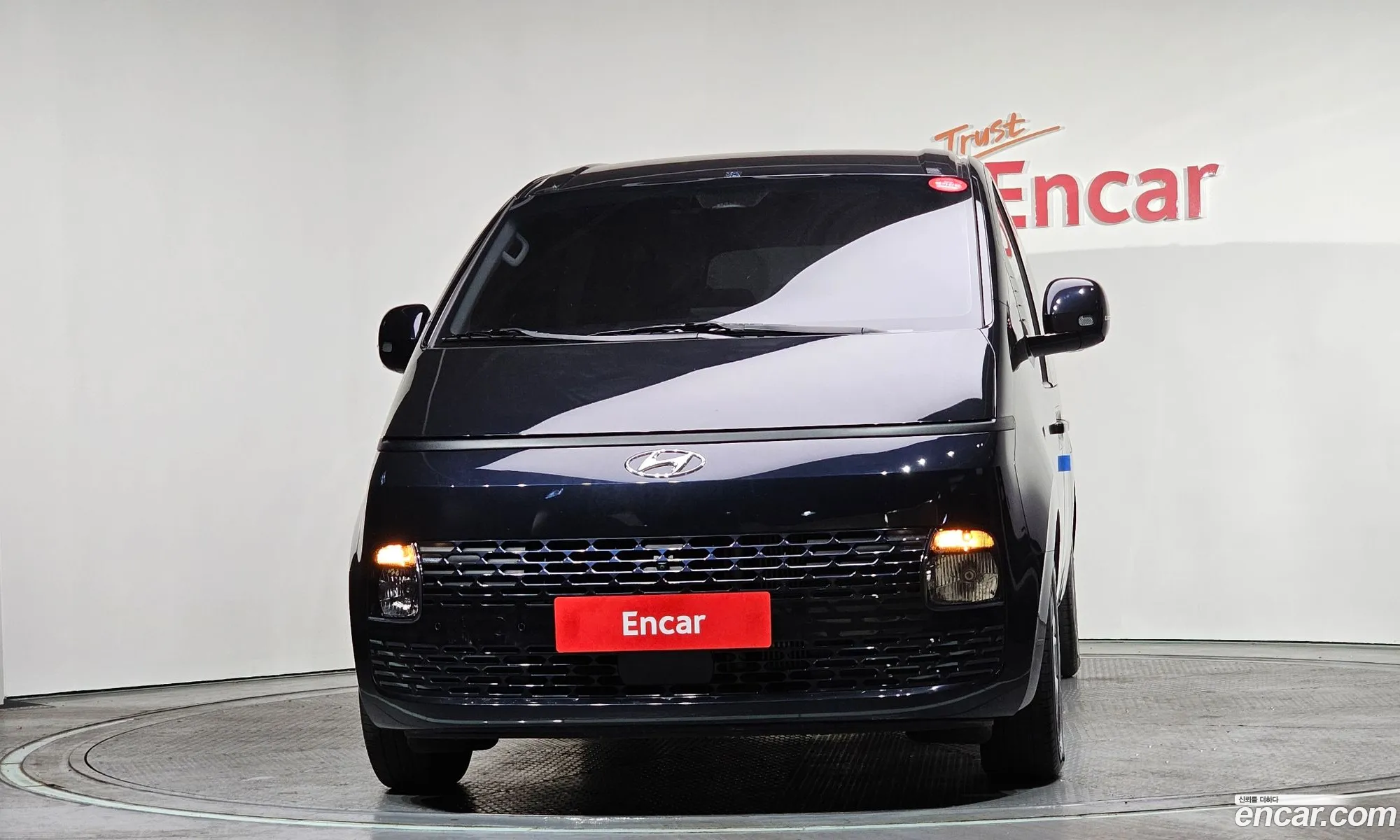 Hyundai Staria 2023 — 11