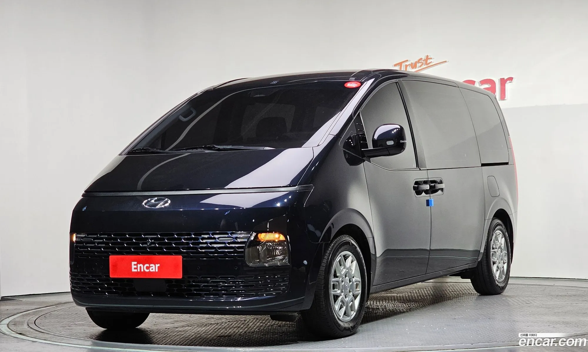 Hyundai Staria 2023 — 14