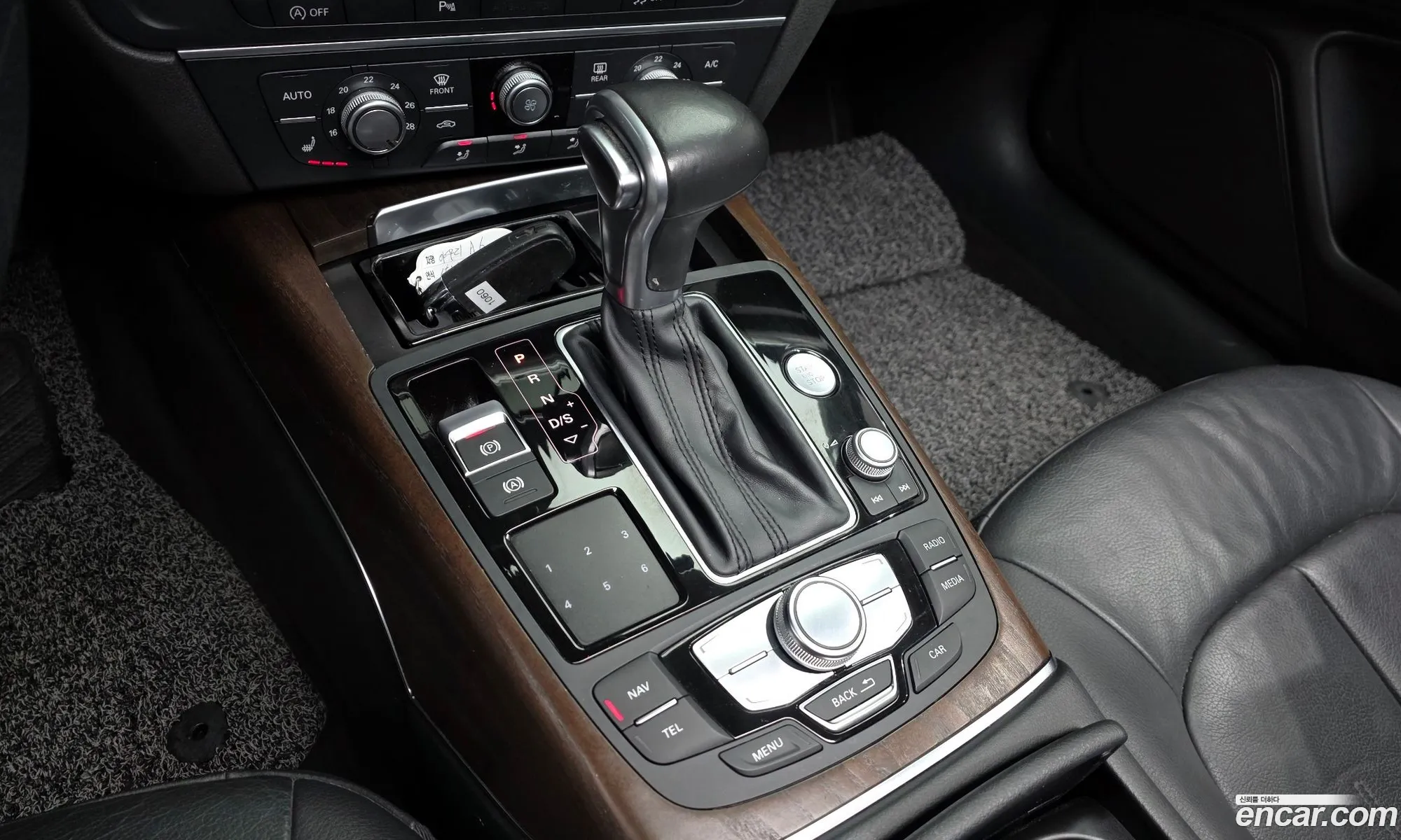Audi A6 2015 — 17
