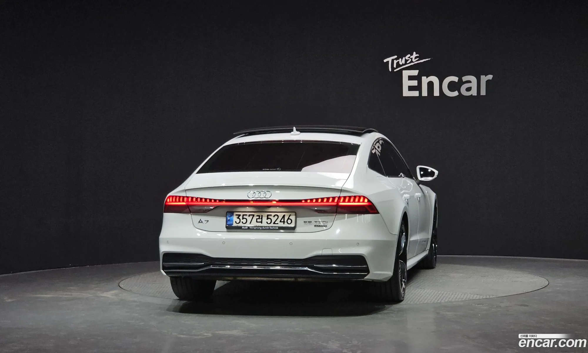 Audi A7 2020 WAUZZZF29MN007576 — 10