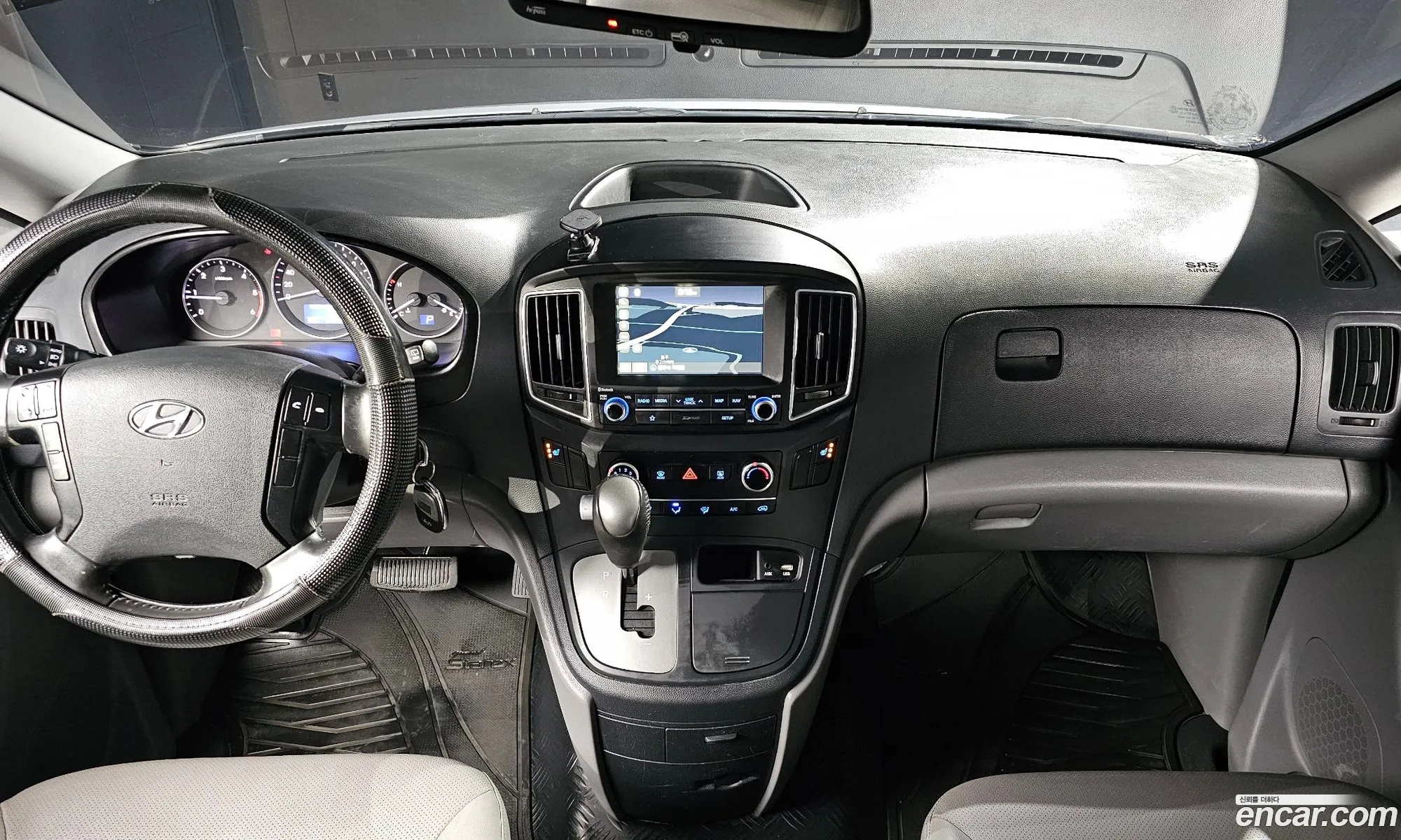 Hyundai Grand Starex 2018 — 8