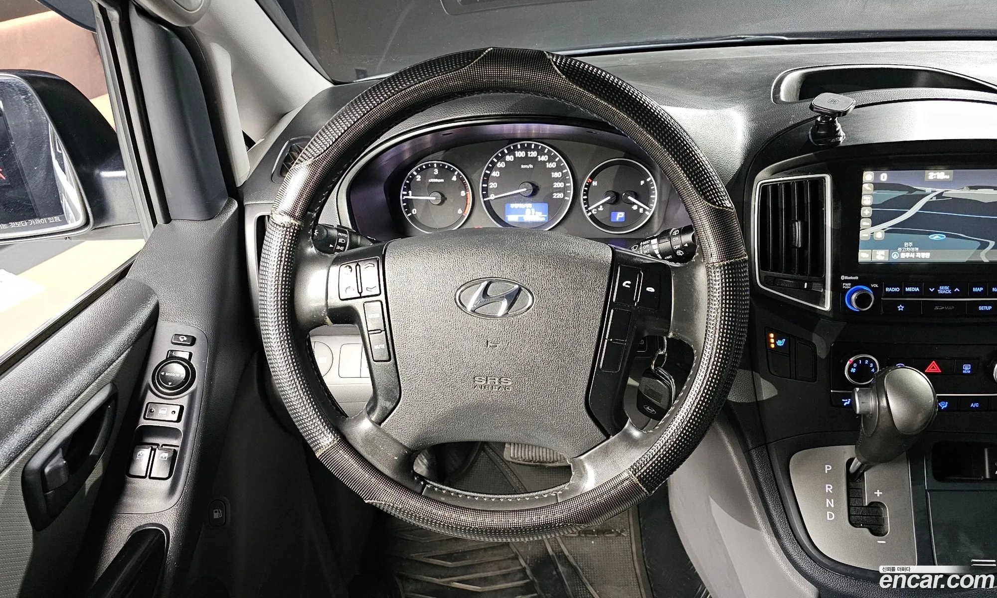 Hyundai Grand Starex 2018 — 11