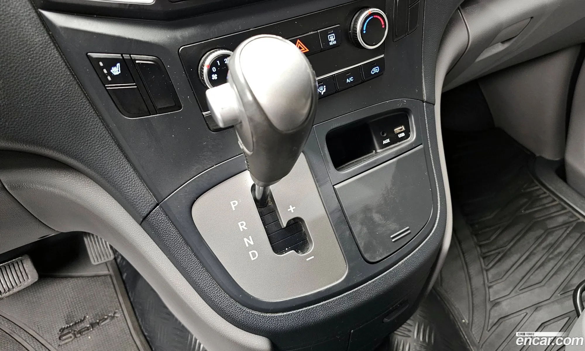 Hyundai Grand Starex 2018 — 20