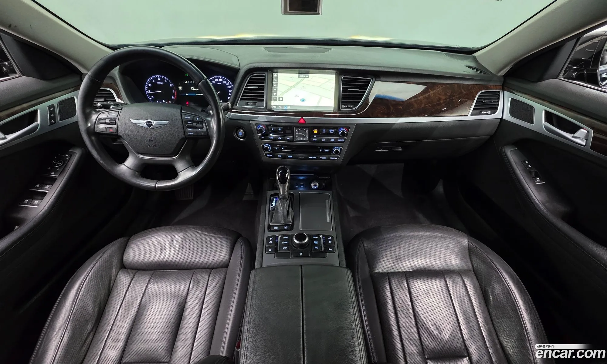 Hyundai Genesis DH 2015 — 14