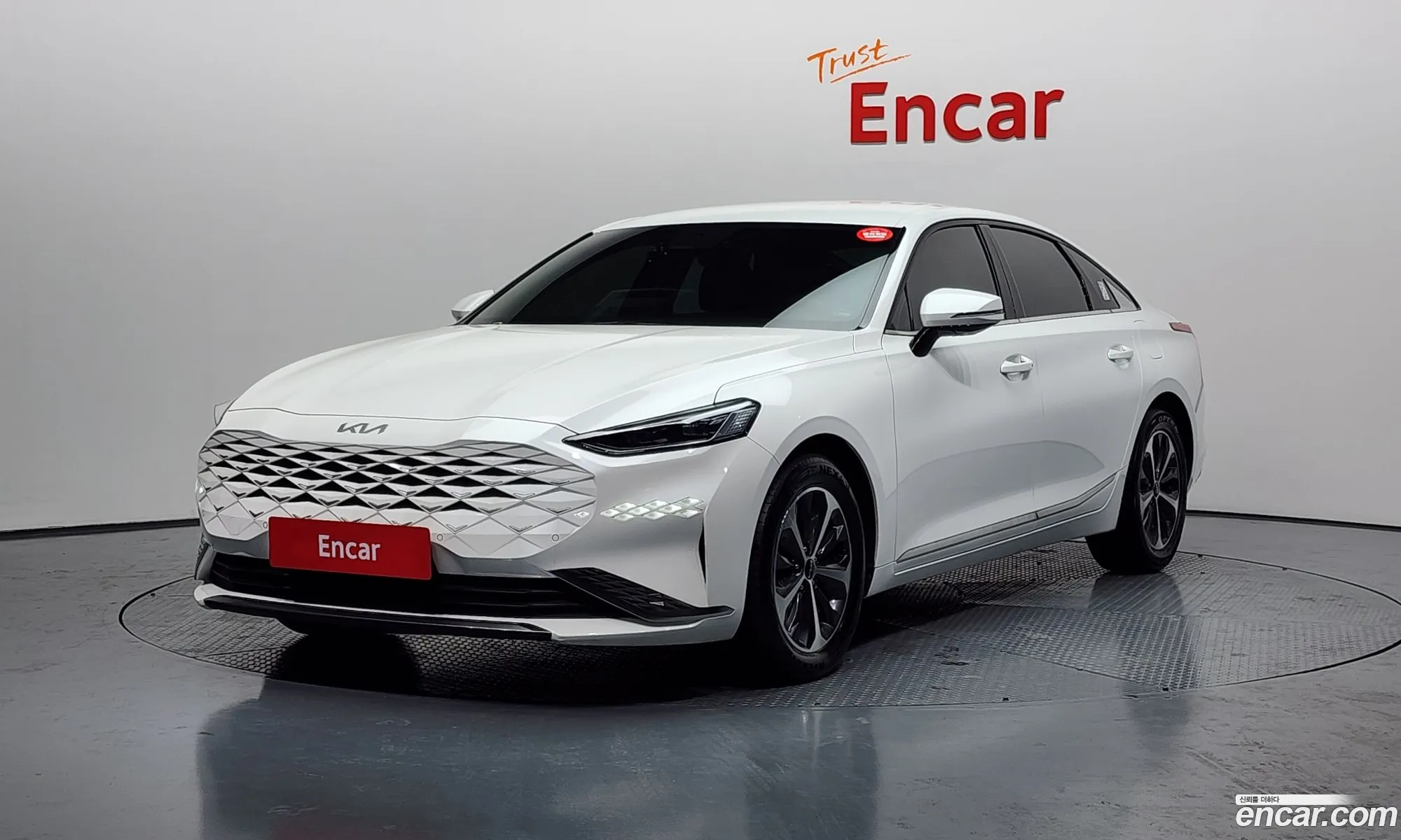 Kia K8 Hybrid 2022 — 10