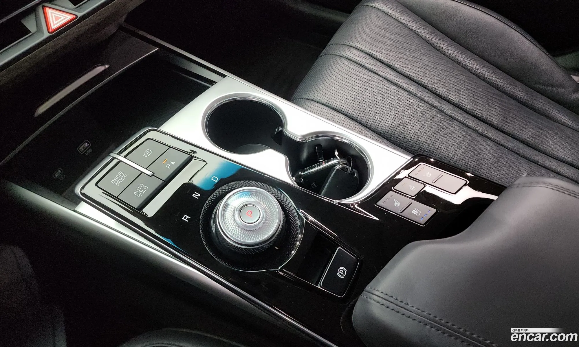 Kia K8 Hybrid 2022 — 9
