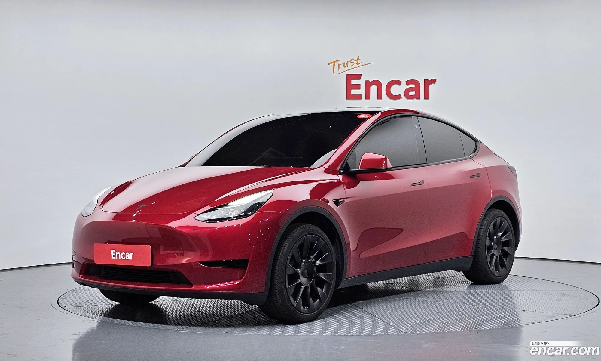 Tesla Model Y 2024 LRWYGCFS5RC402095 — 4