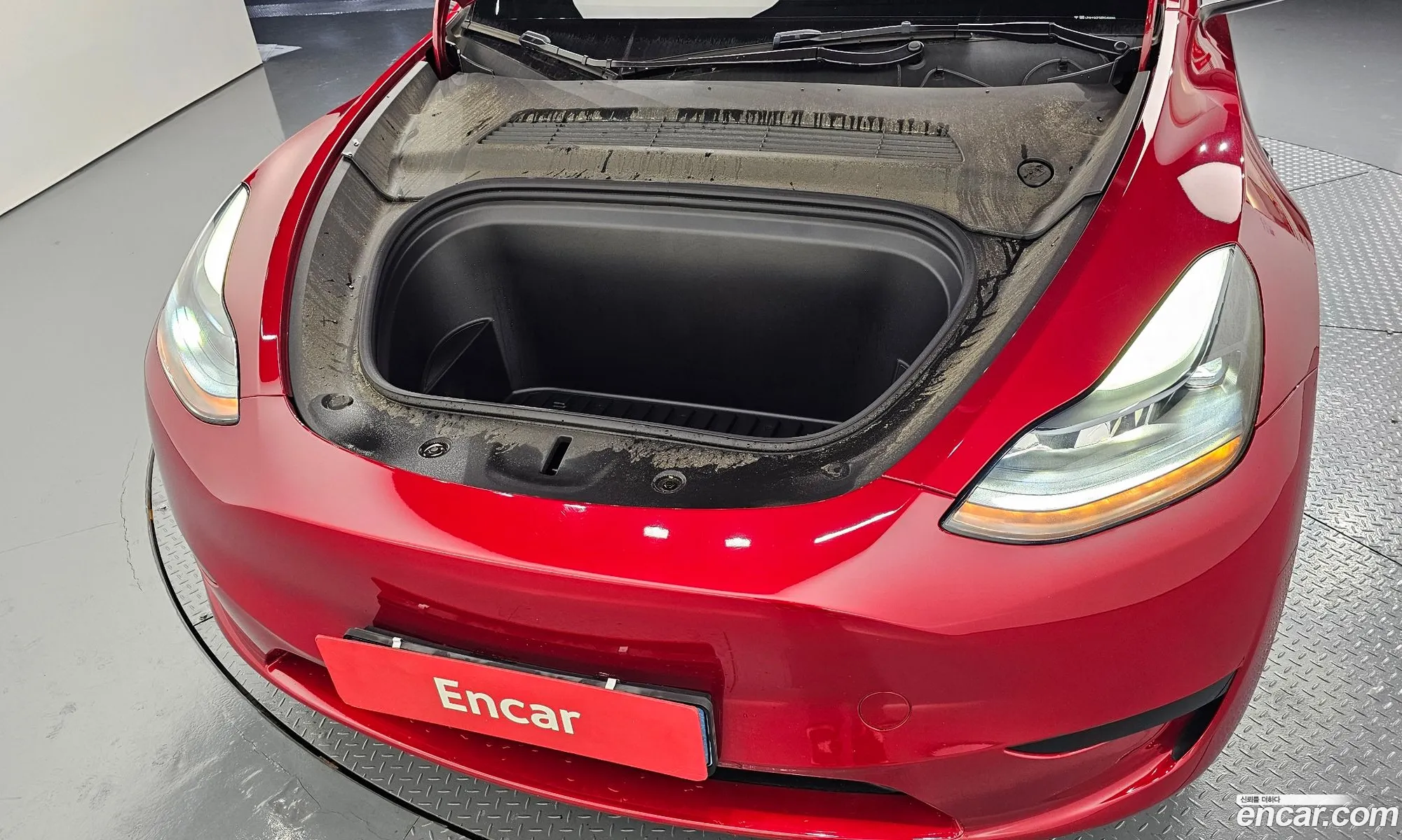 Tesla Model Y 2024 LRWYGCFS5RC402095 — 17