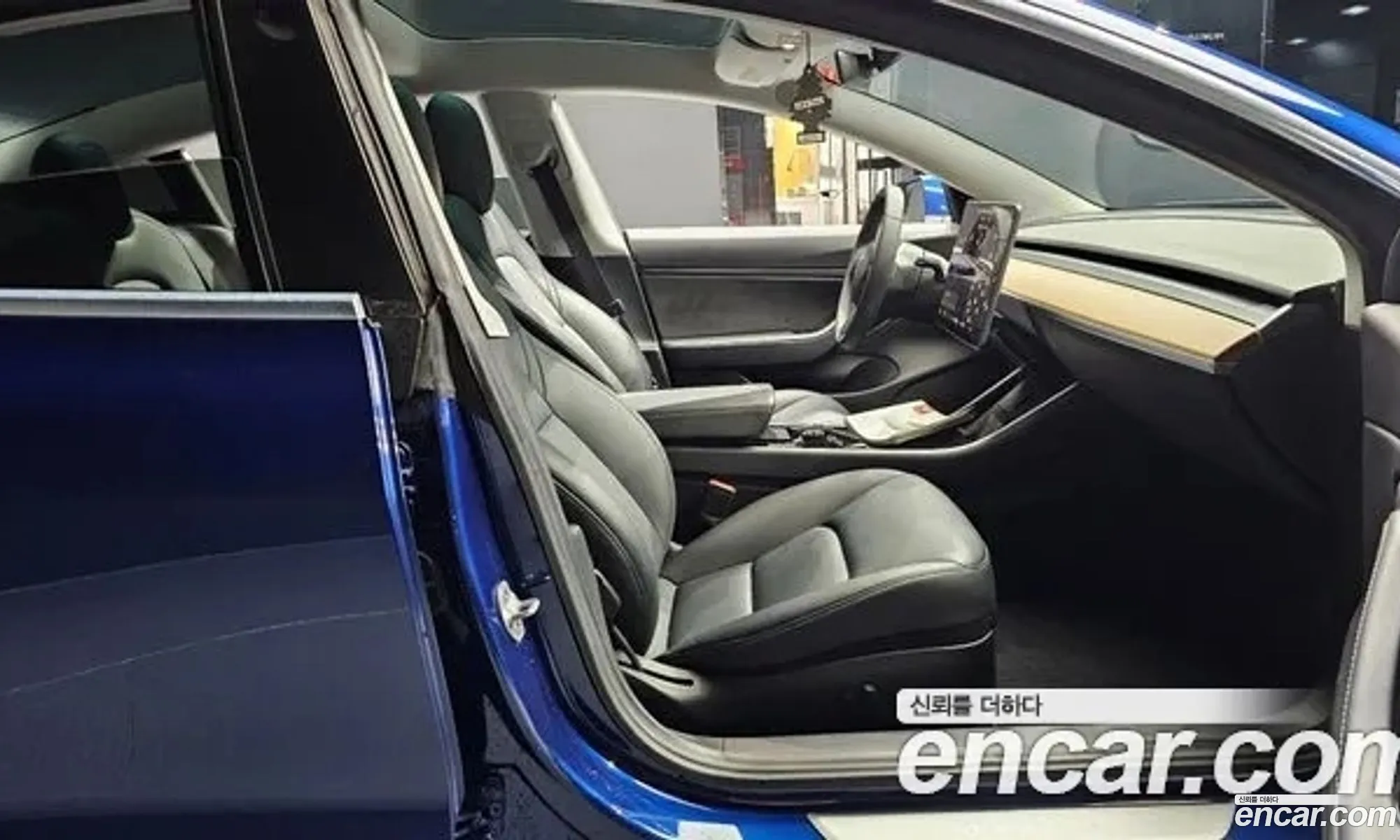 Tesla Model 3 2020 — 3