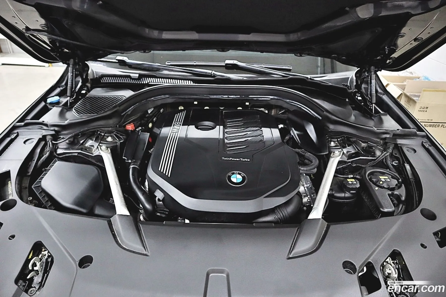 BMW 6 Series GT 2021 — 6