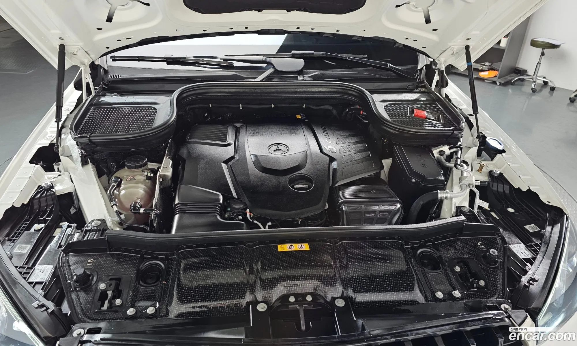 Mercedes-Benz GLE-Class W167 2023 — 12