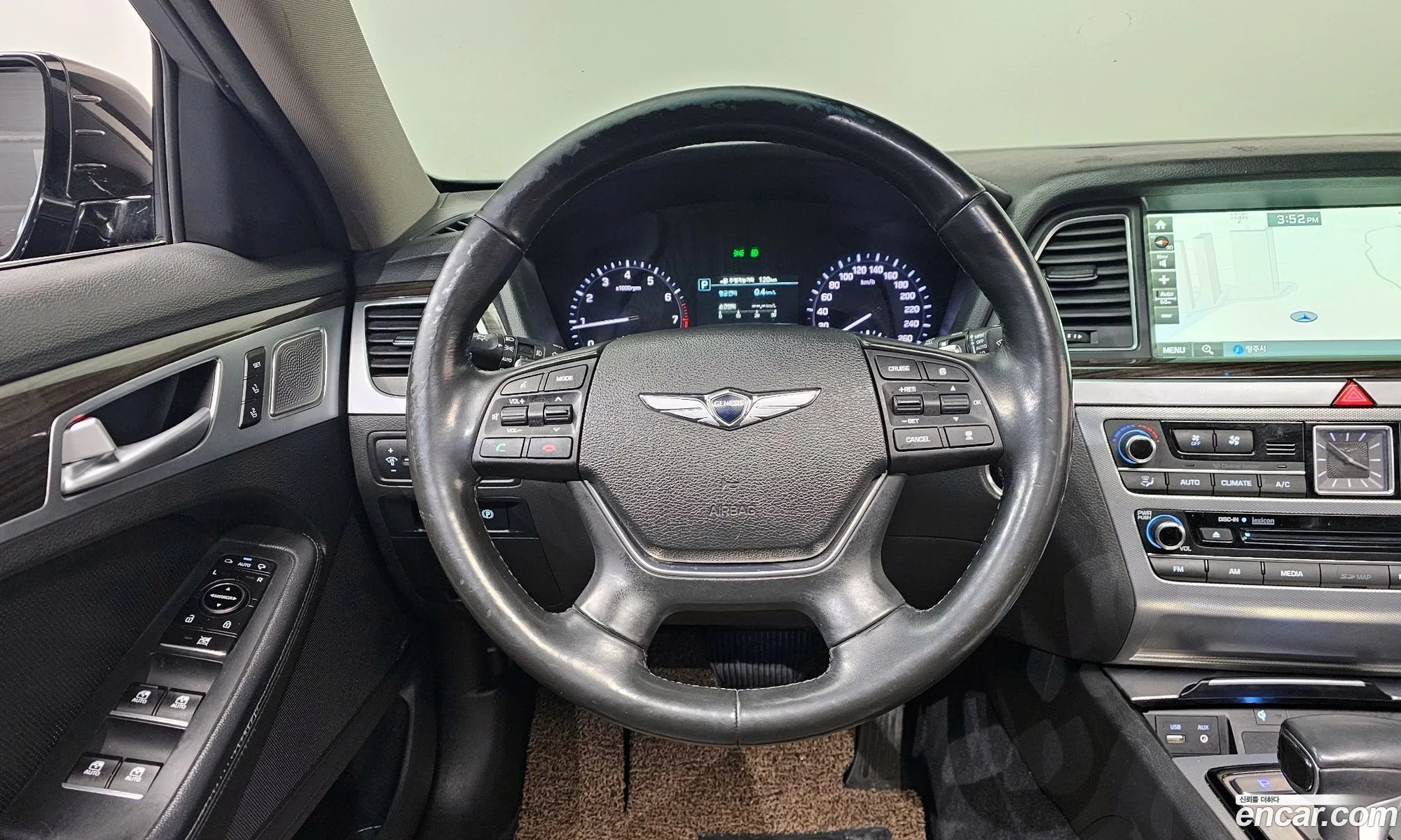 Genesis G80 2017 KMHGM41DDJU259244 — 11
