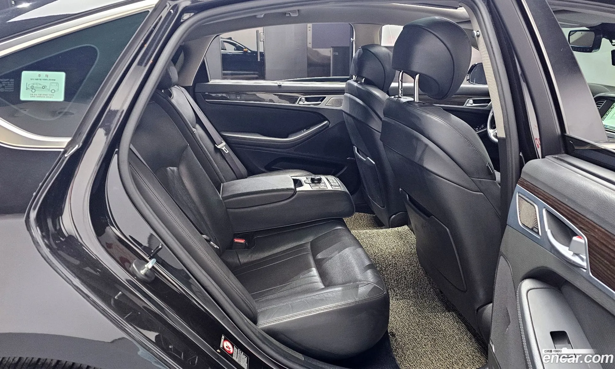 Genesis G80 2017 KMHGM41DDJU259244 — 20