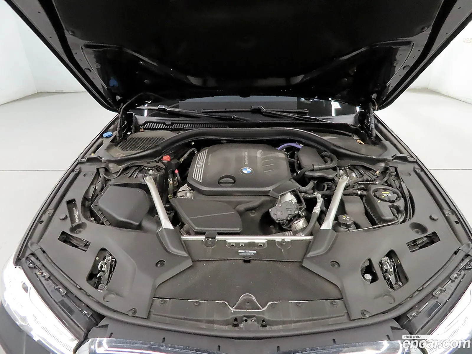 BMW 5 Series 2022 — 9