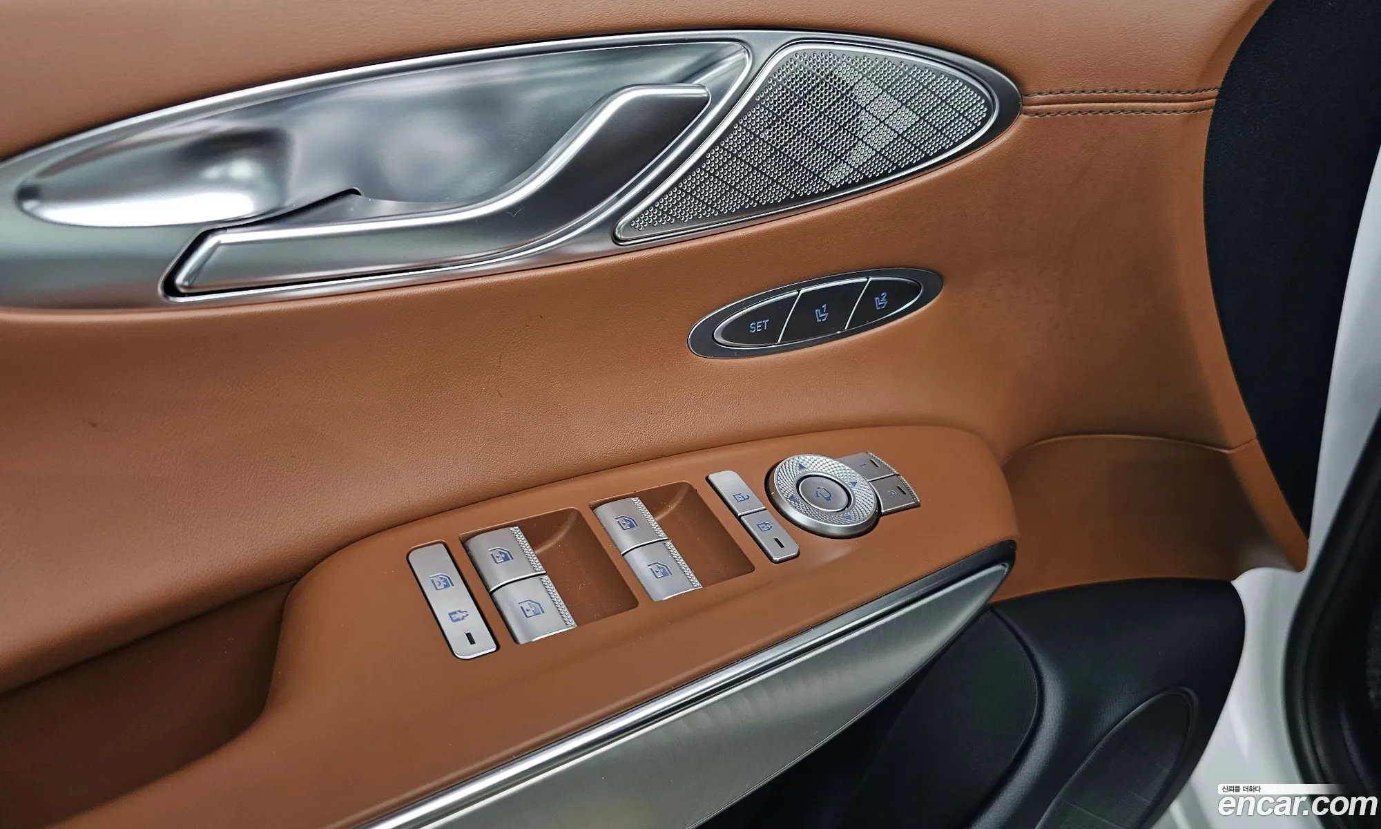 Genesis GV70 2021 — 7