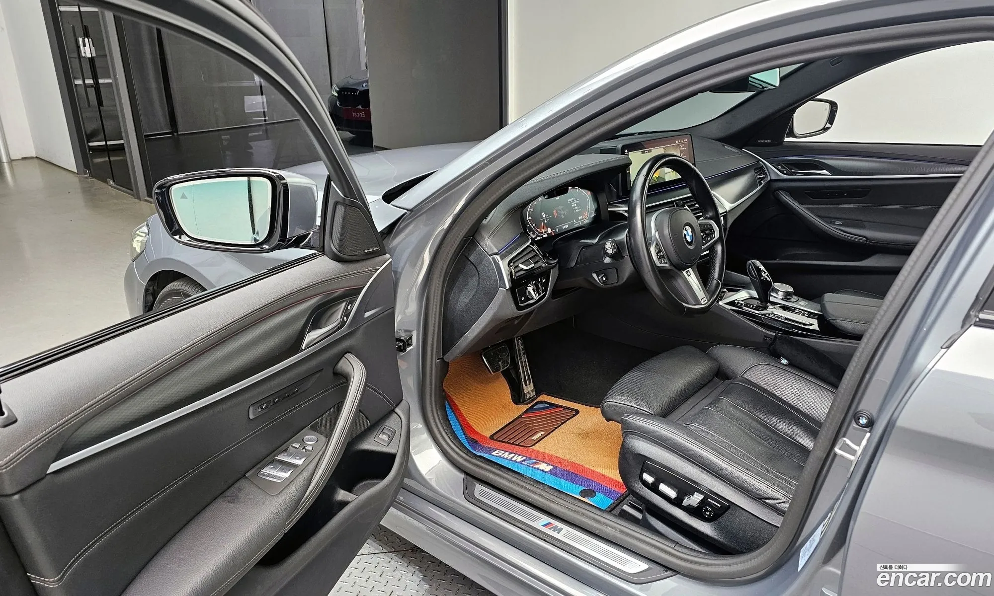BMW 5 Series 2023 WBA11BH06PCN42923 — 11