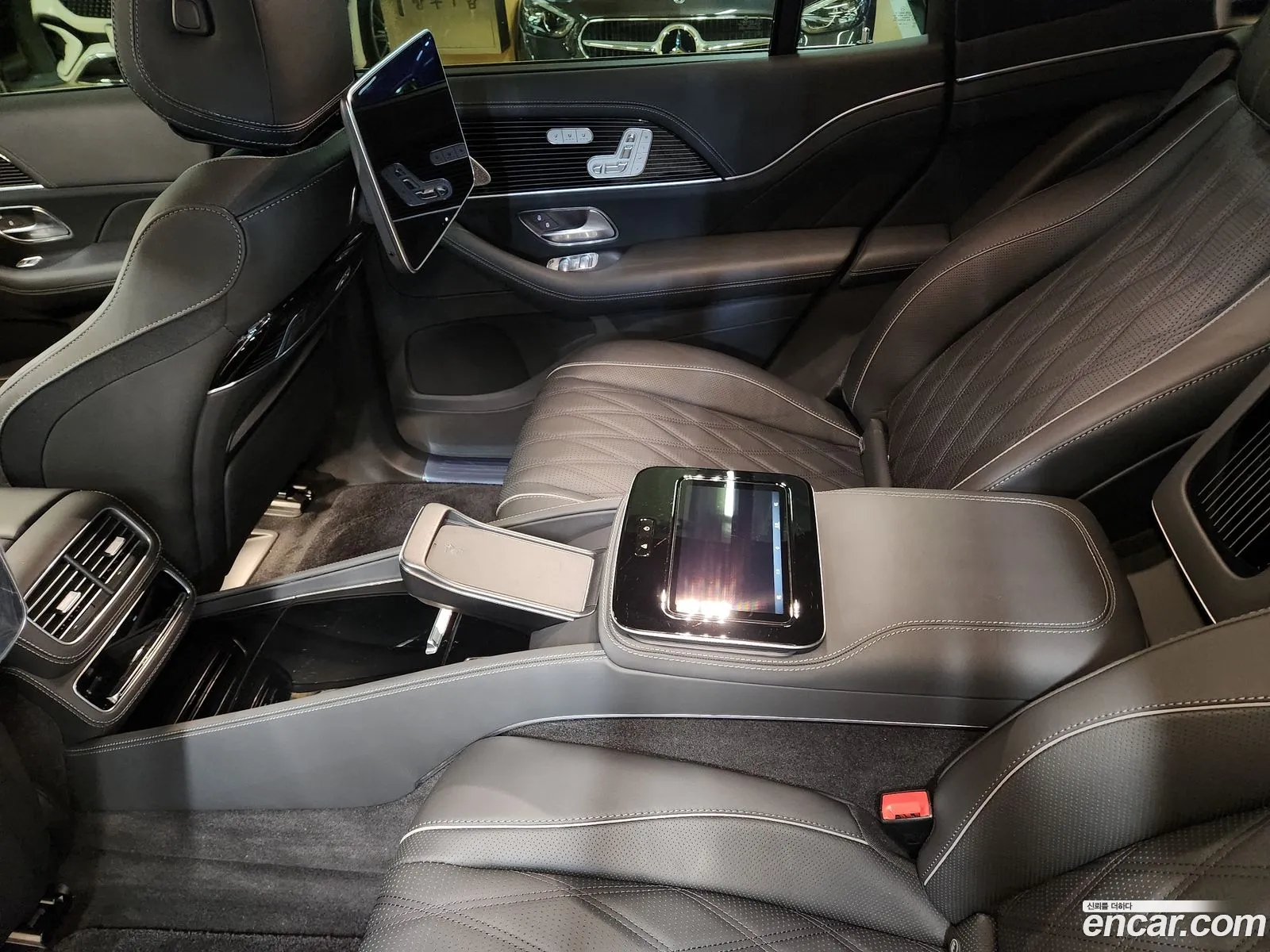 Mercedes-Benz GLS-Class X167 2024 — 16