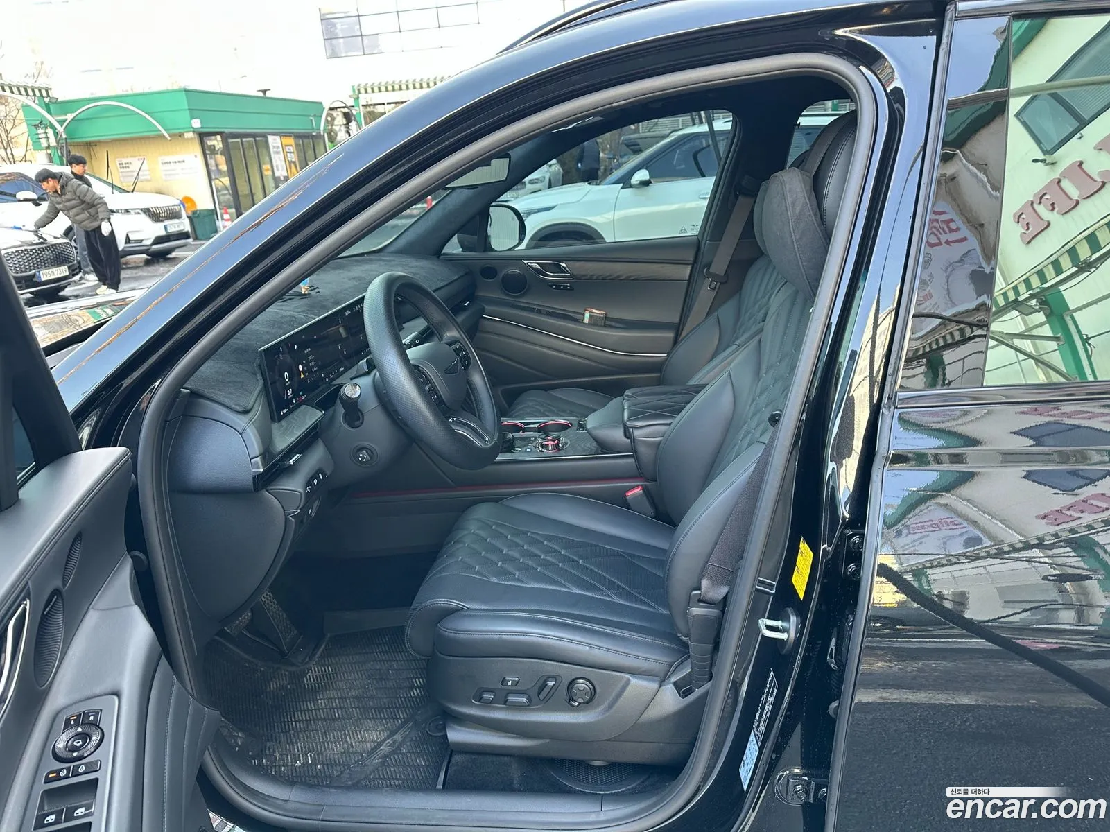 Genesis GV80 2025 — 9