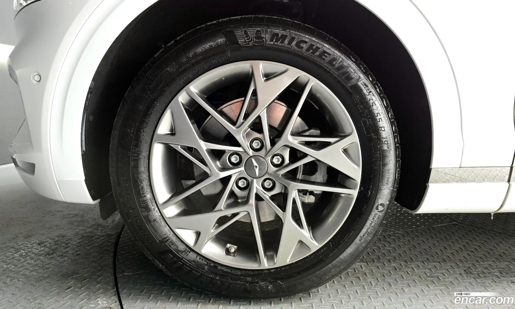 Genesis GV70 2021 — 18