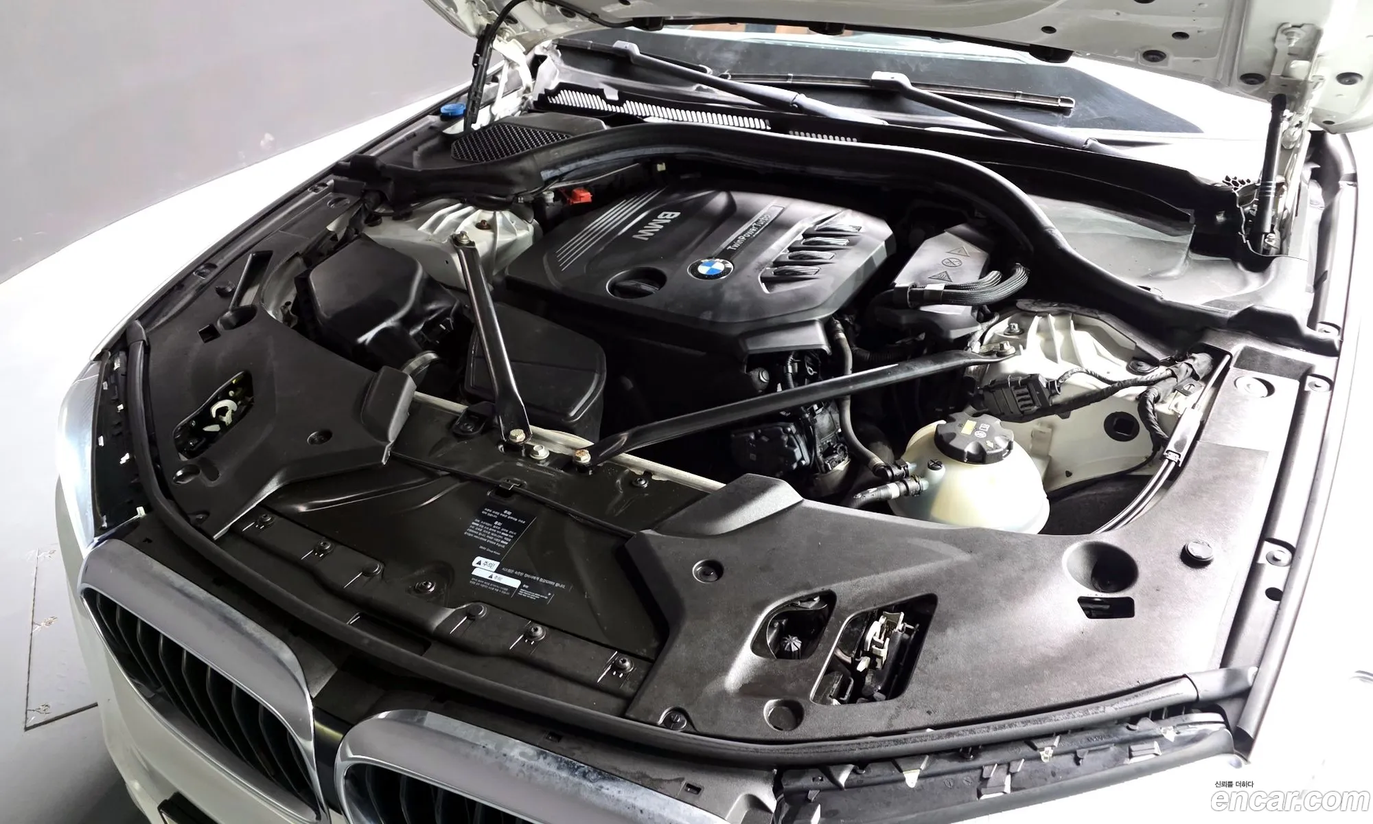 BMW 5 Series 2017 WBAJC3107JWB77221 — 9