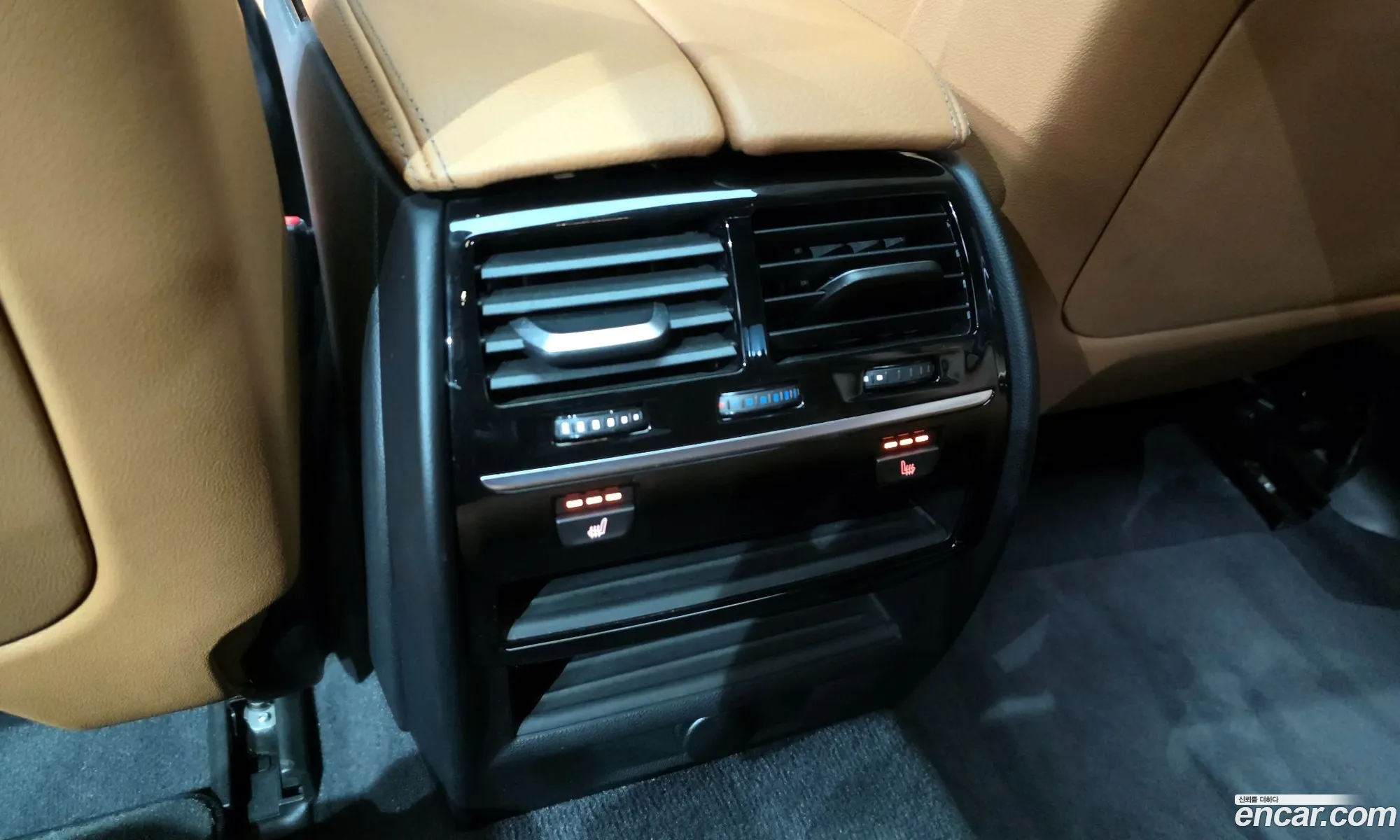 BMW 5 Series 2017 WBAJC3107JWB77221 — 7
