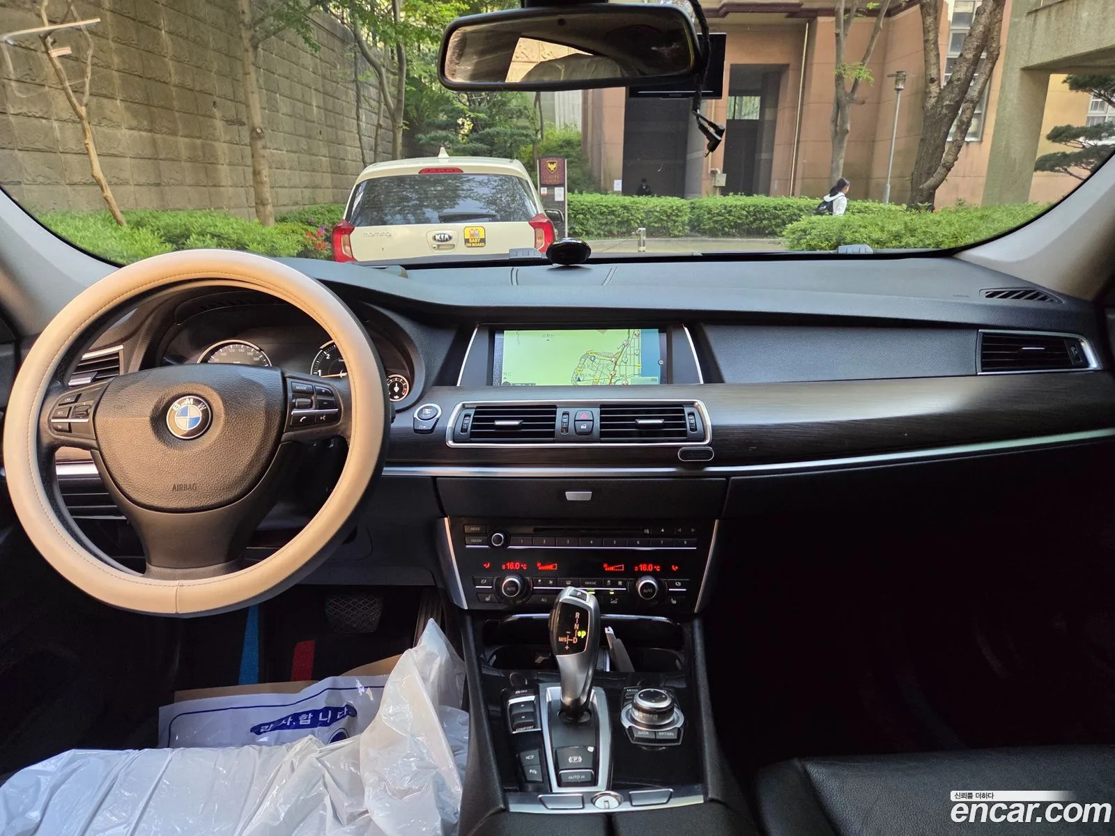 BMW 5 Series GT 2013 — 12