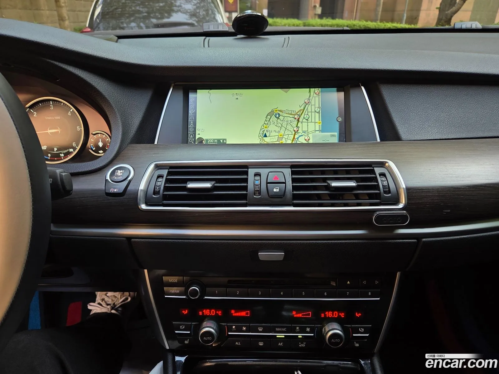 BMW 5 Series GT 2013 — 11