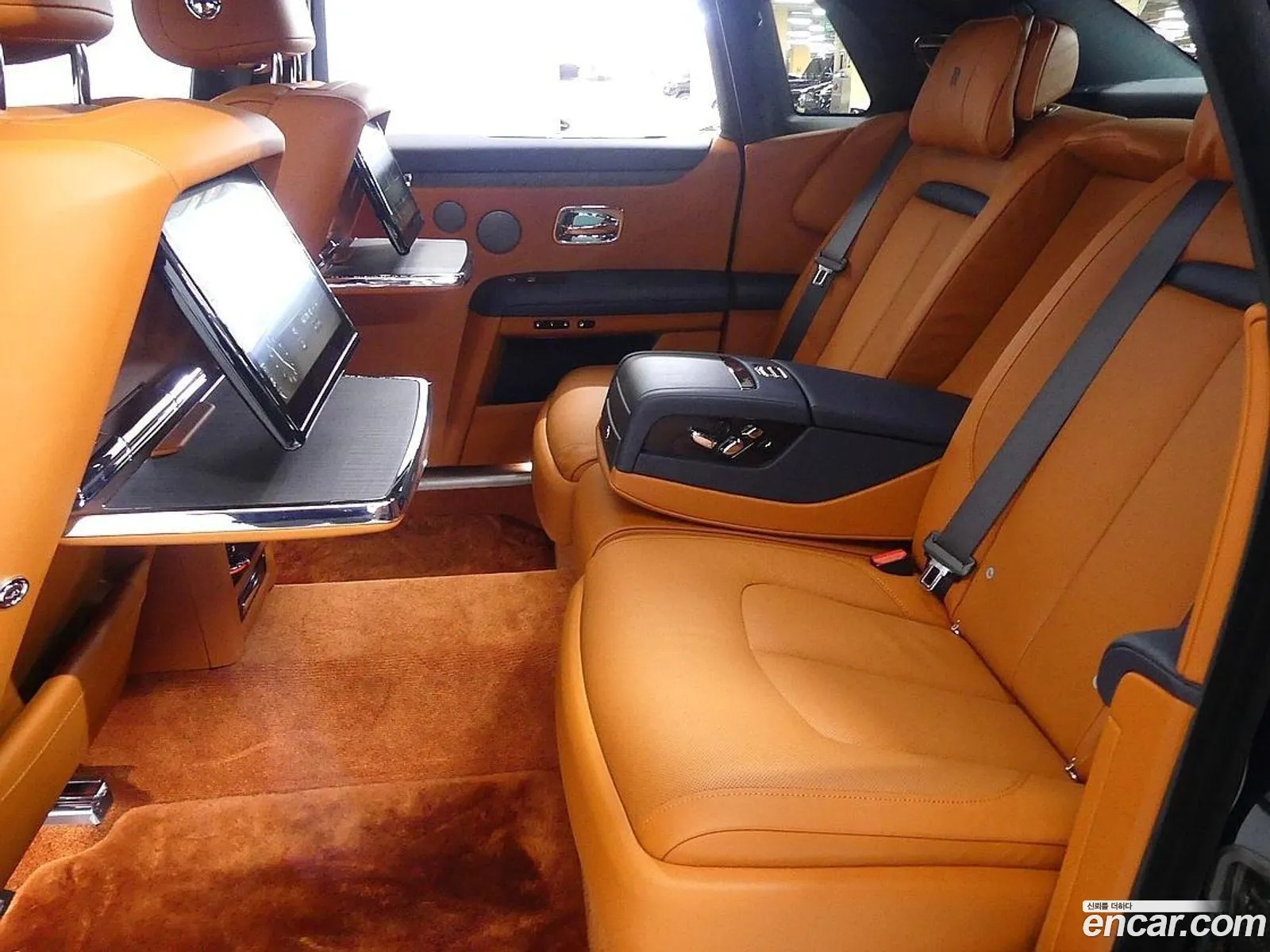 Rolls-Royce Ghost 2022 — 15